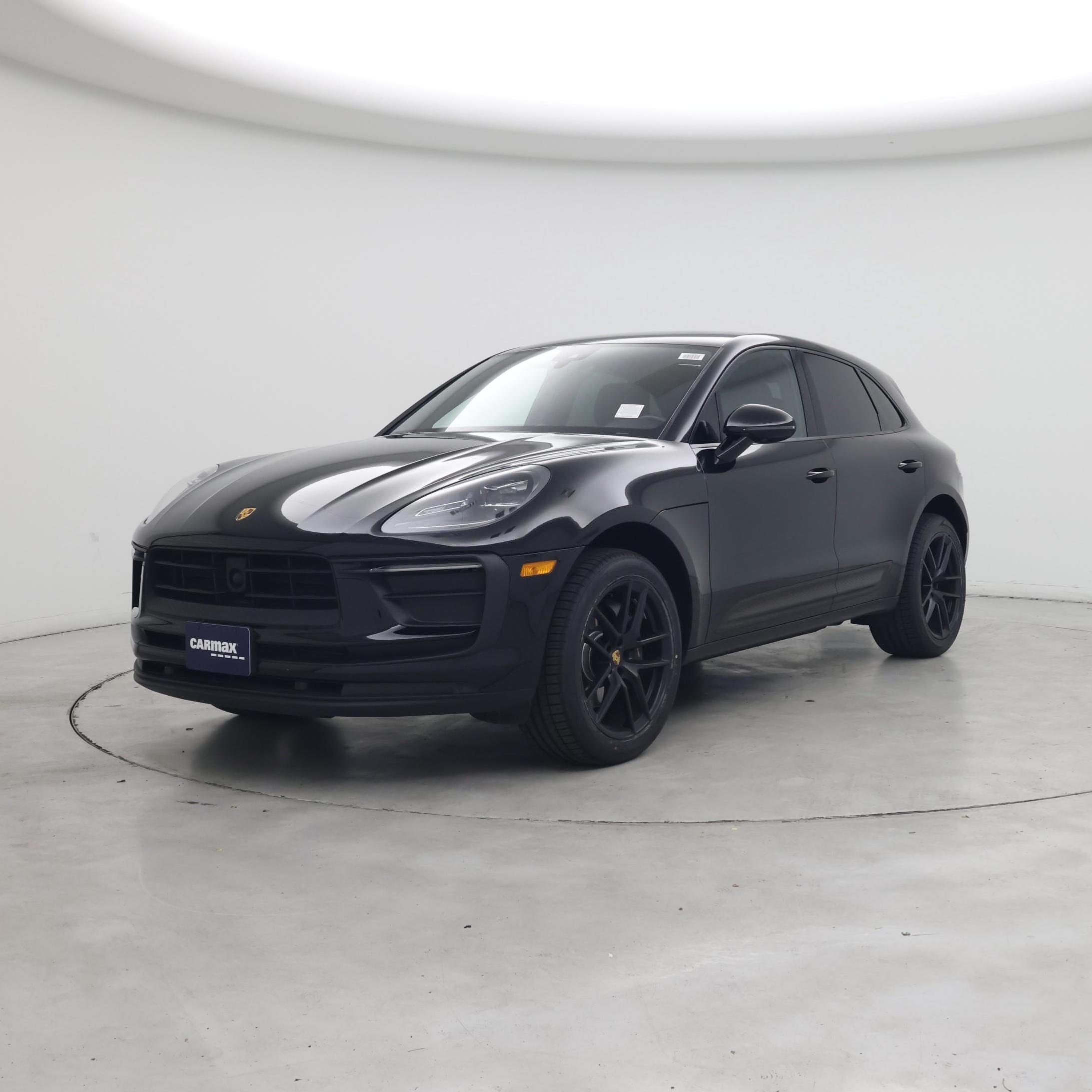 Thumbnail: 2023 Porsche Macan - 4