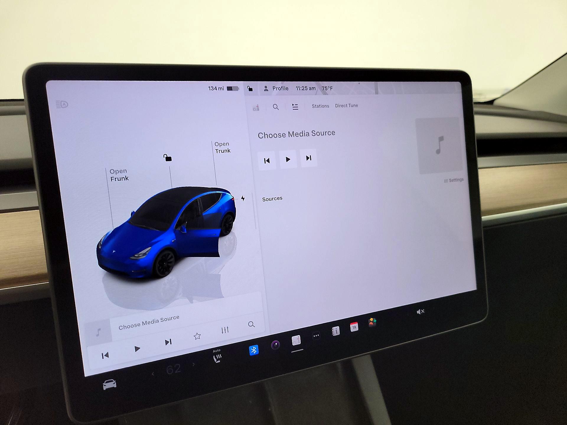 Thumbnail: 2024 Tesla Model Y - 13