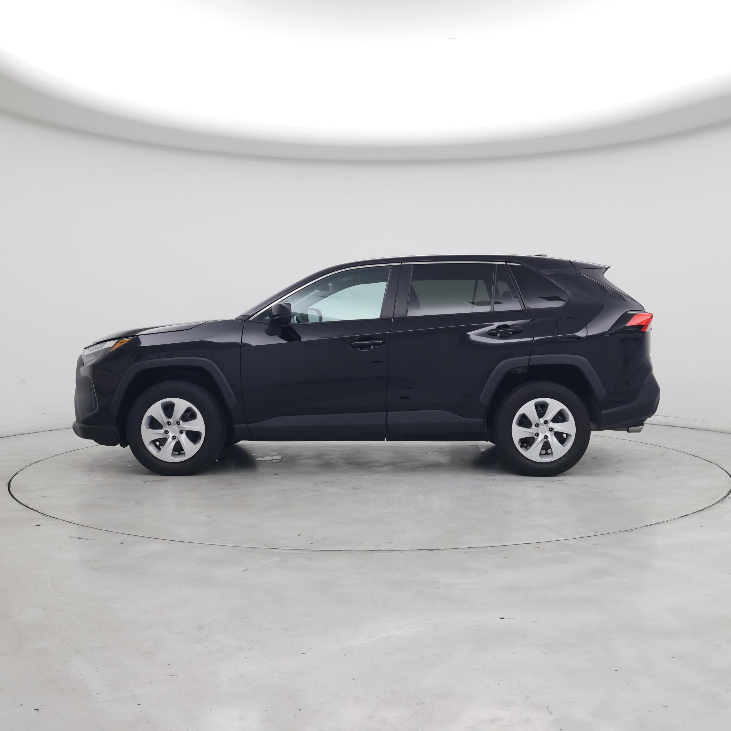 Thumbnail: 2023 Toyota RAV4 - 3