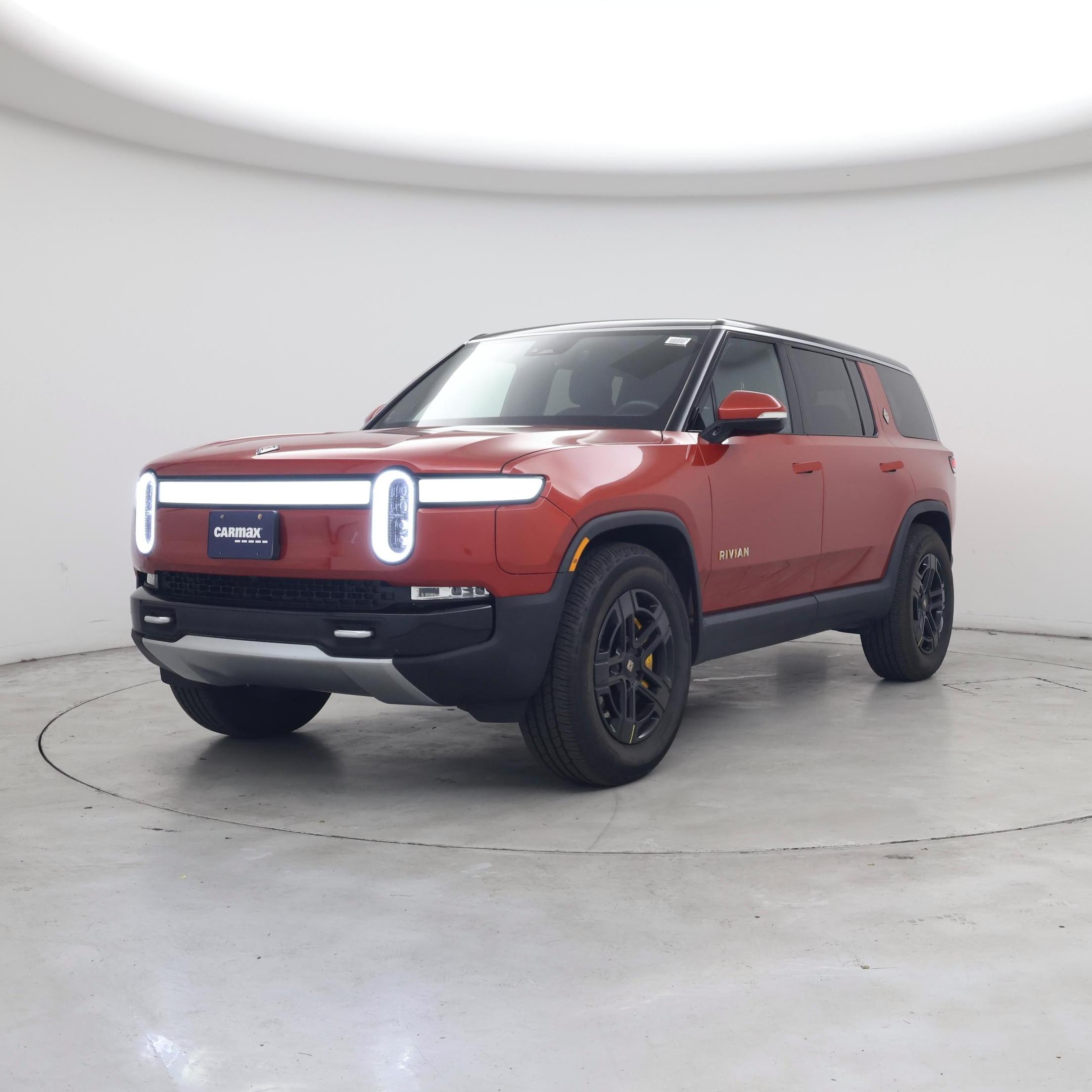 Thumbnail: 2023 Rivian R1S - 4