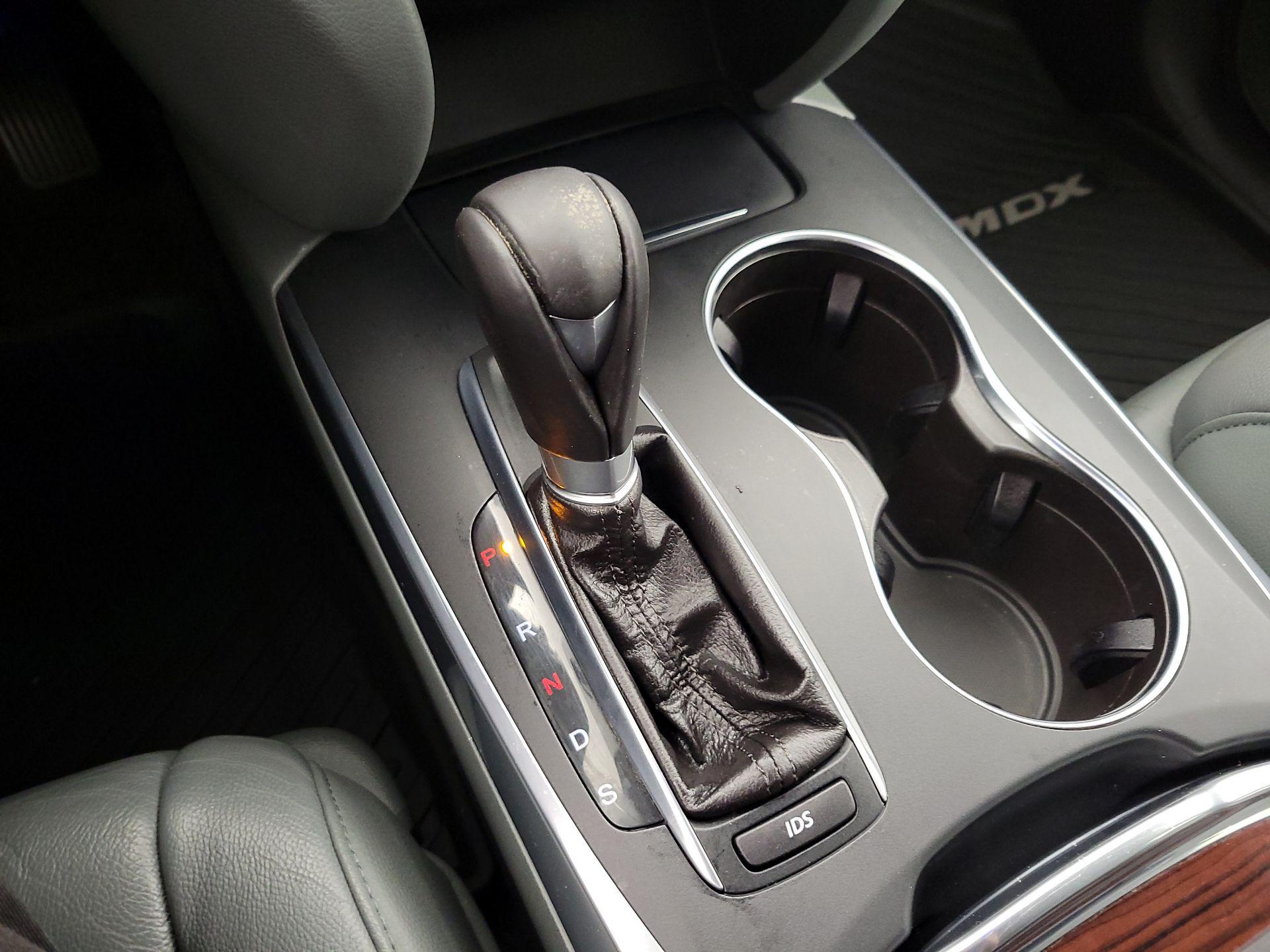 Thumbnail: 2015 Acura MDX - 18