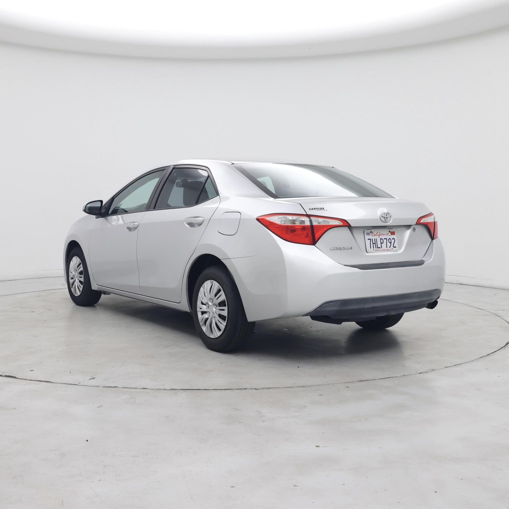 Thumbnail: 2015 Toyota Corolla - 2