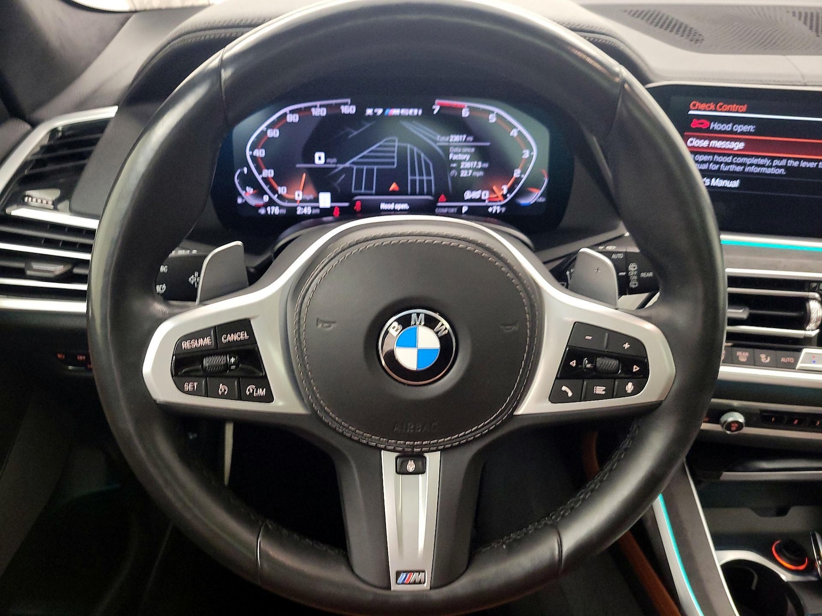 2022 BMW X7 M50i - Photo 11