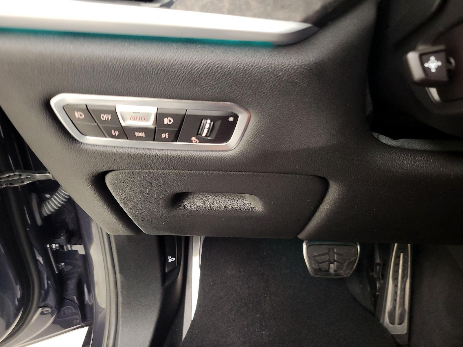 2022 BMW X7 M50i - Photo 14