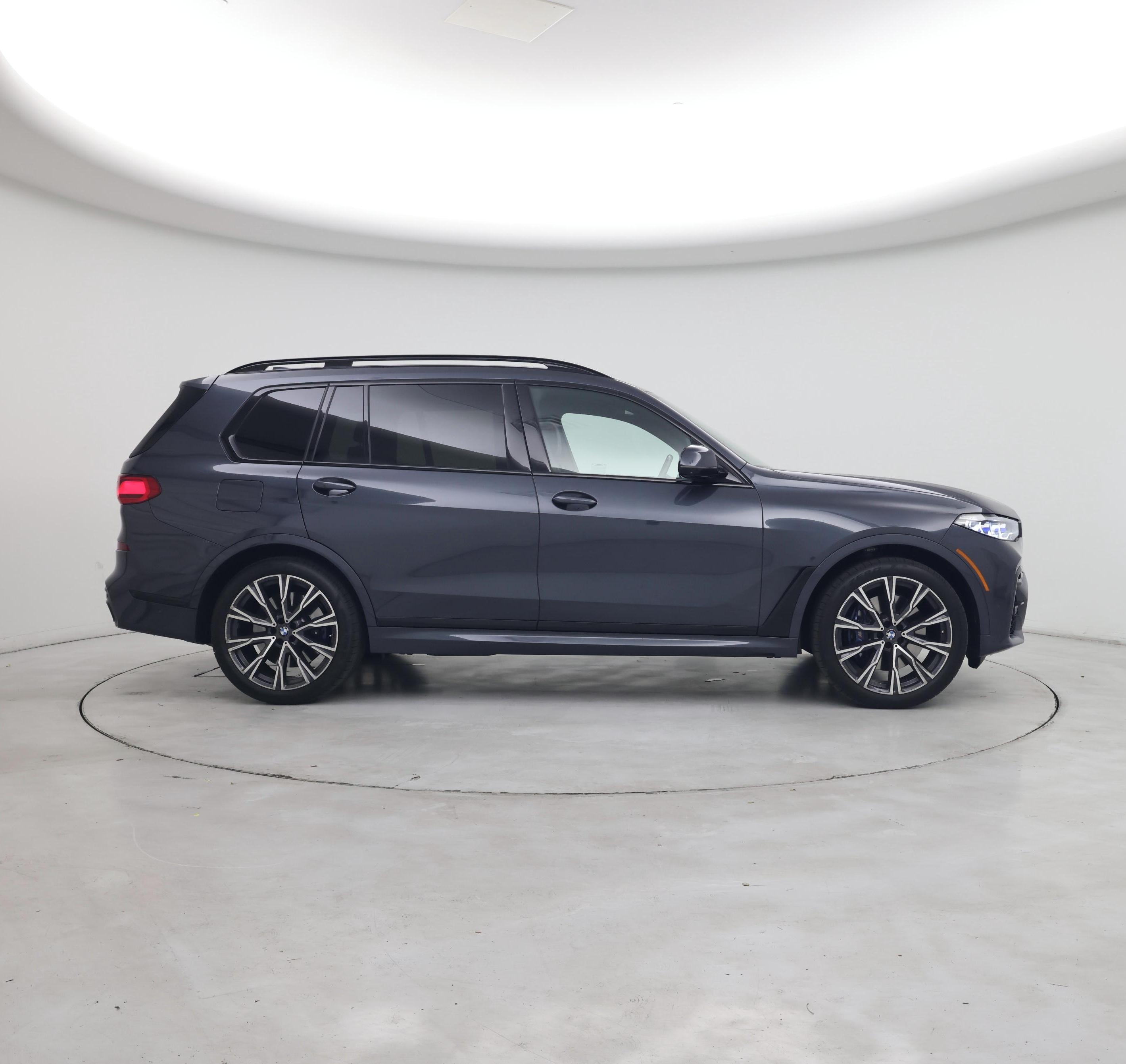 Thumbnail: 2022 BMW X7 - 7