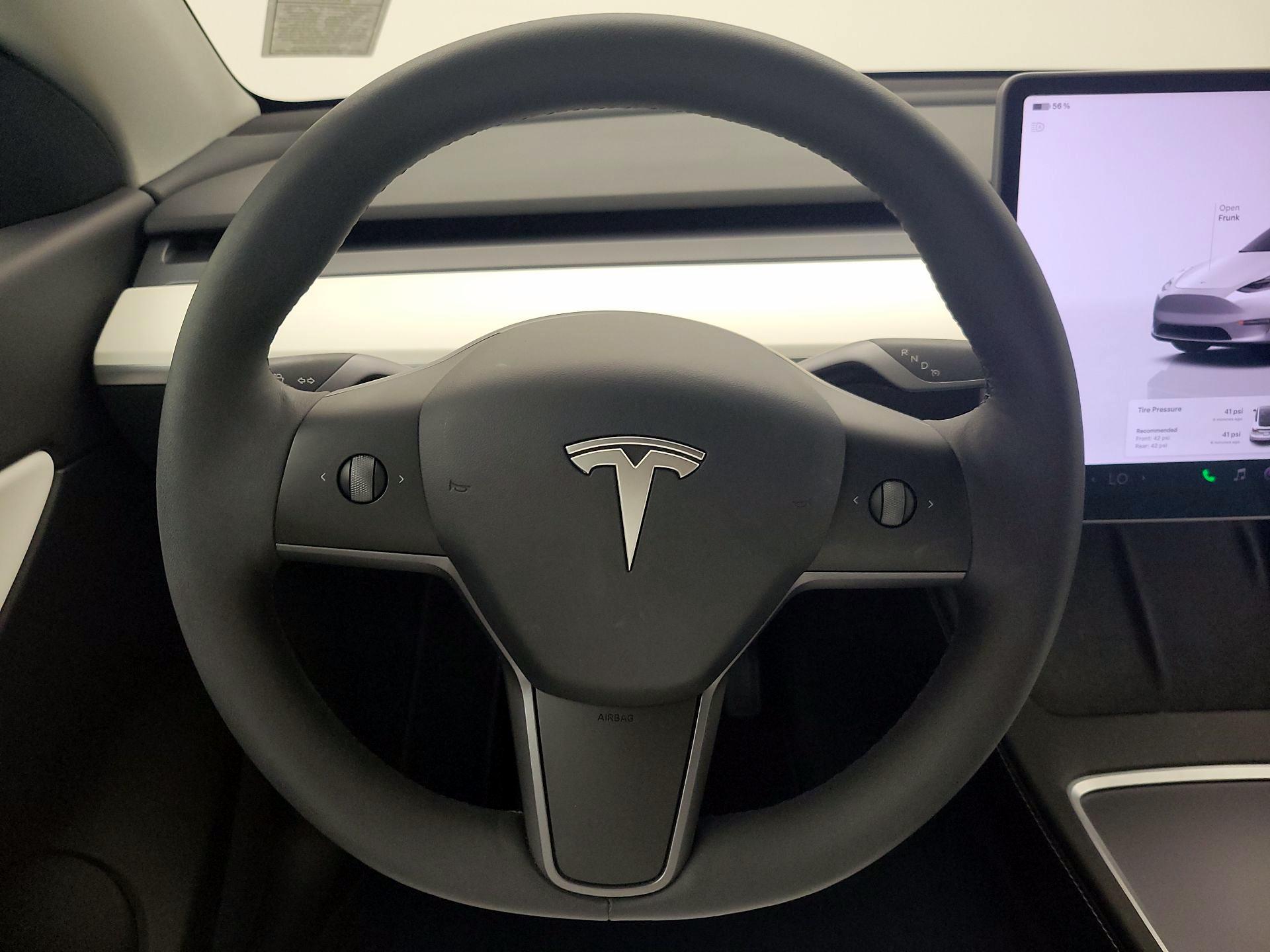 Thumbnail: 2022 Tesla Model Y - 10