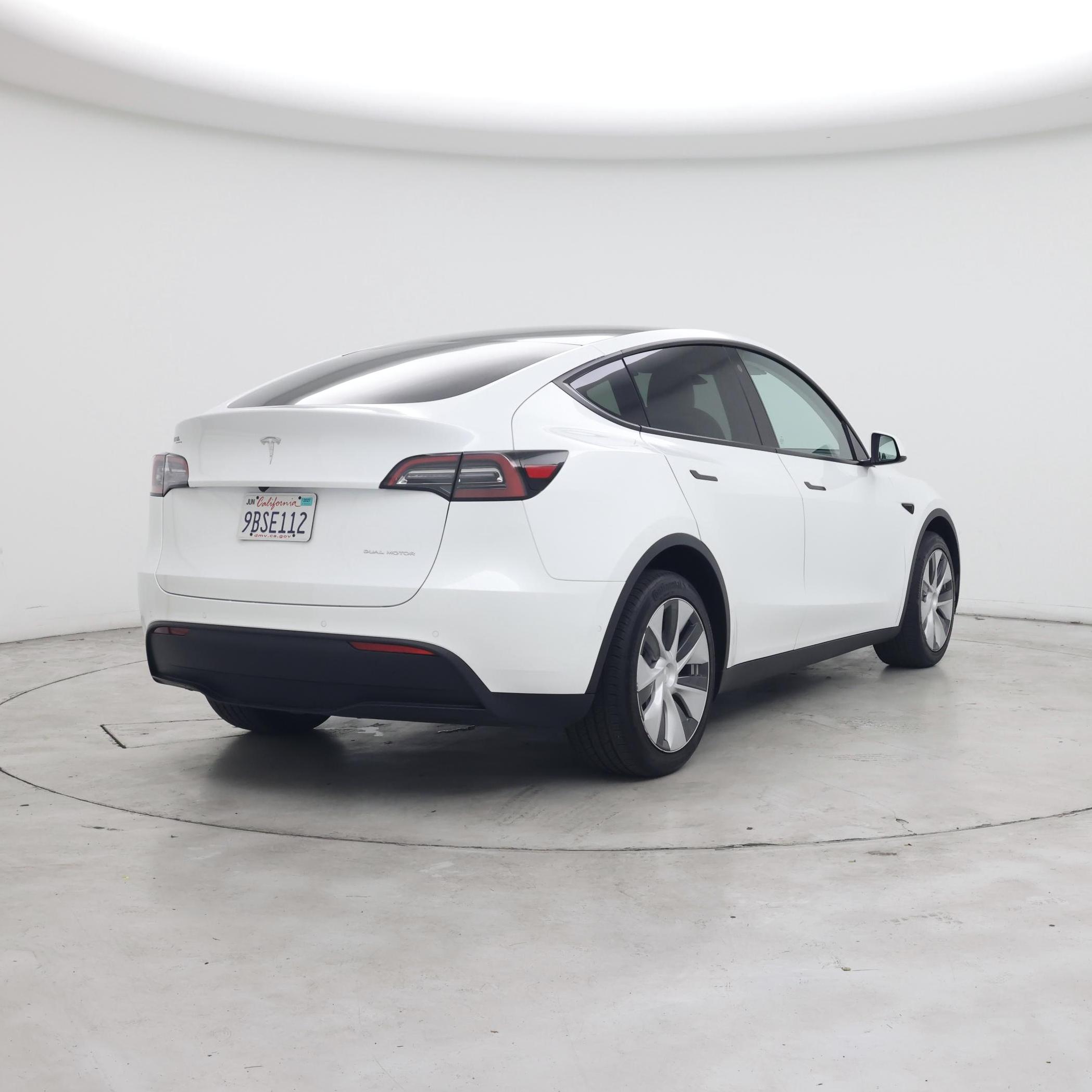 Thumbnail: 2022 Tesla Model Y - 8