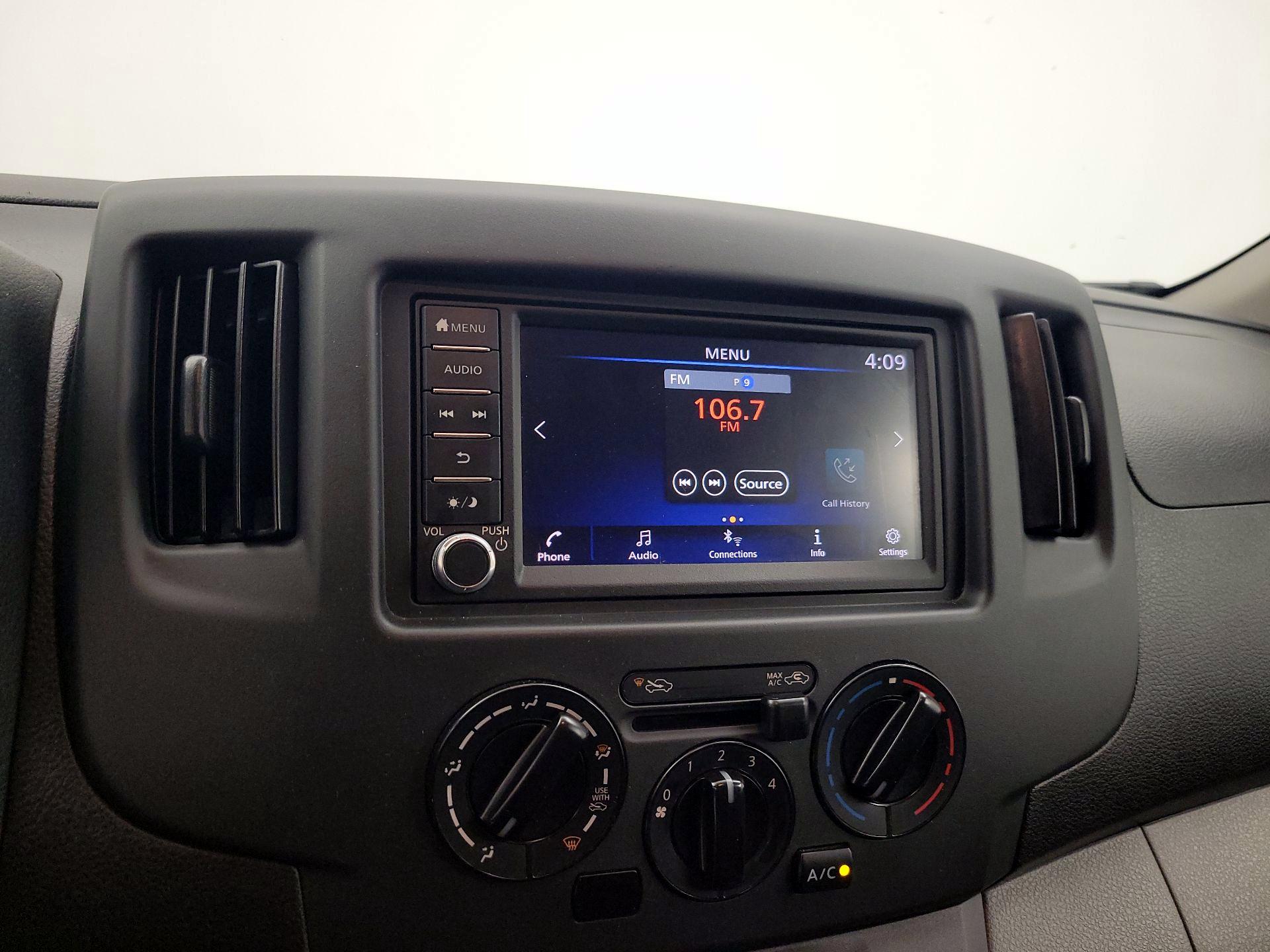 Thumbnail: 2020 Nissan NV200 - 15