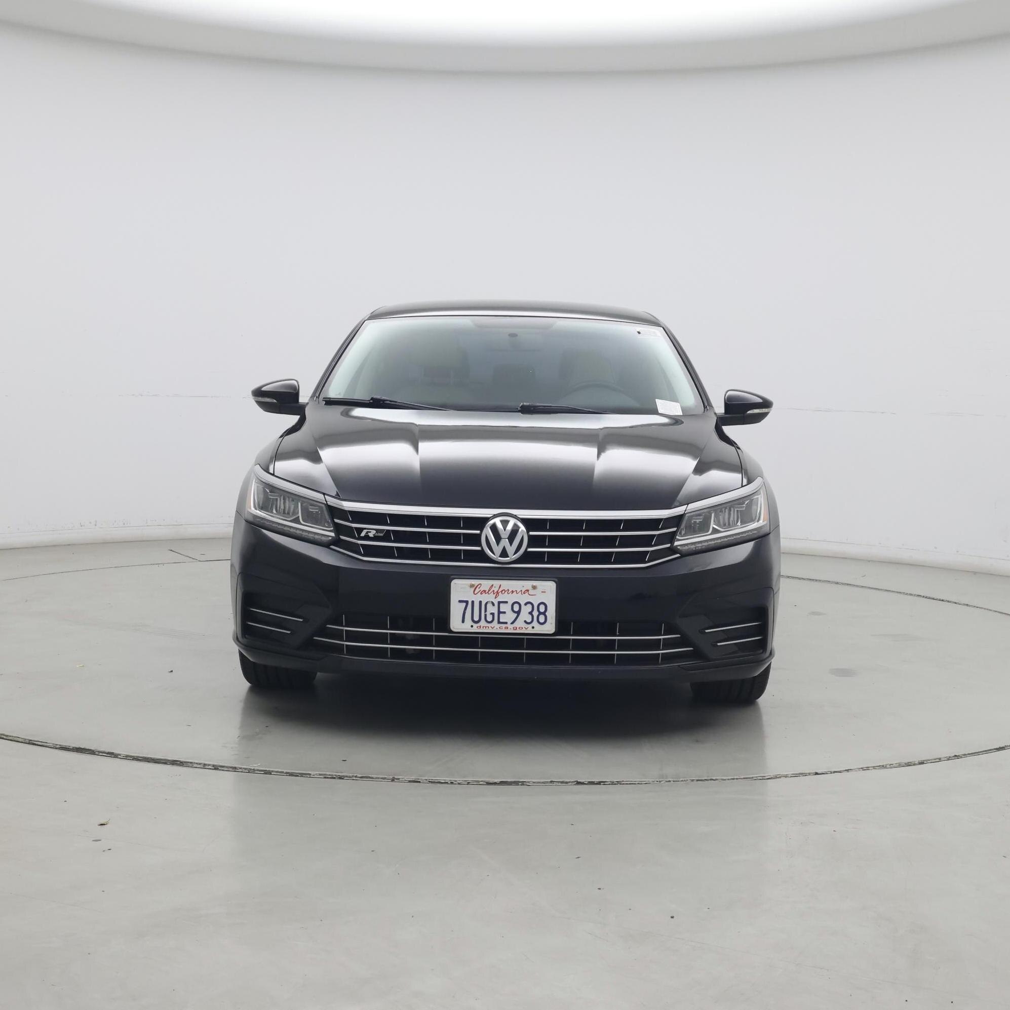 Thumbnail: 2016 Volkswagen Passat - 5