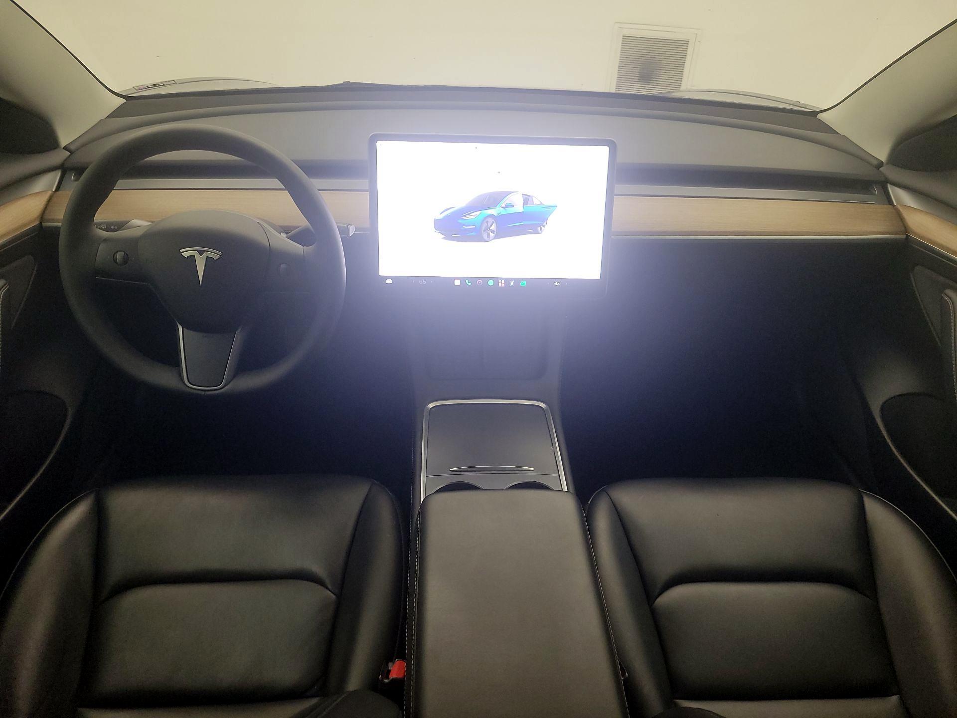 Thumbnail: 2022 Tesla Model 3 - 9