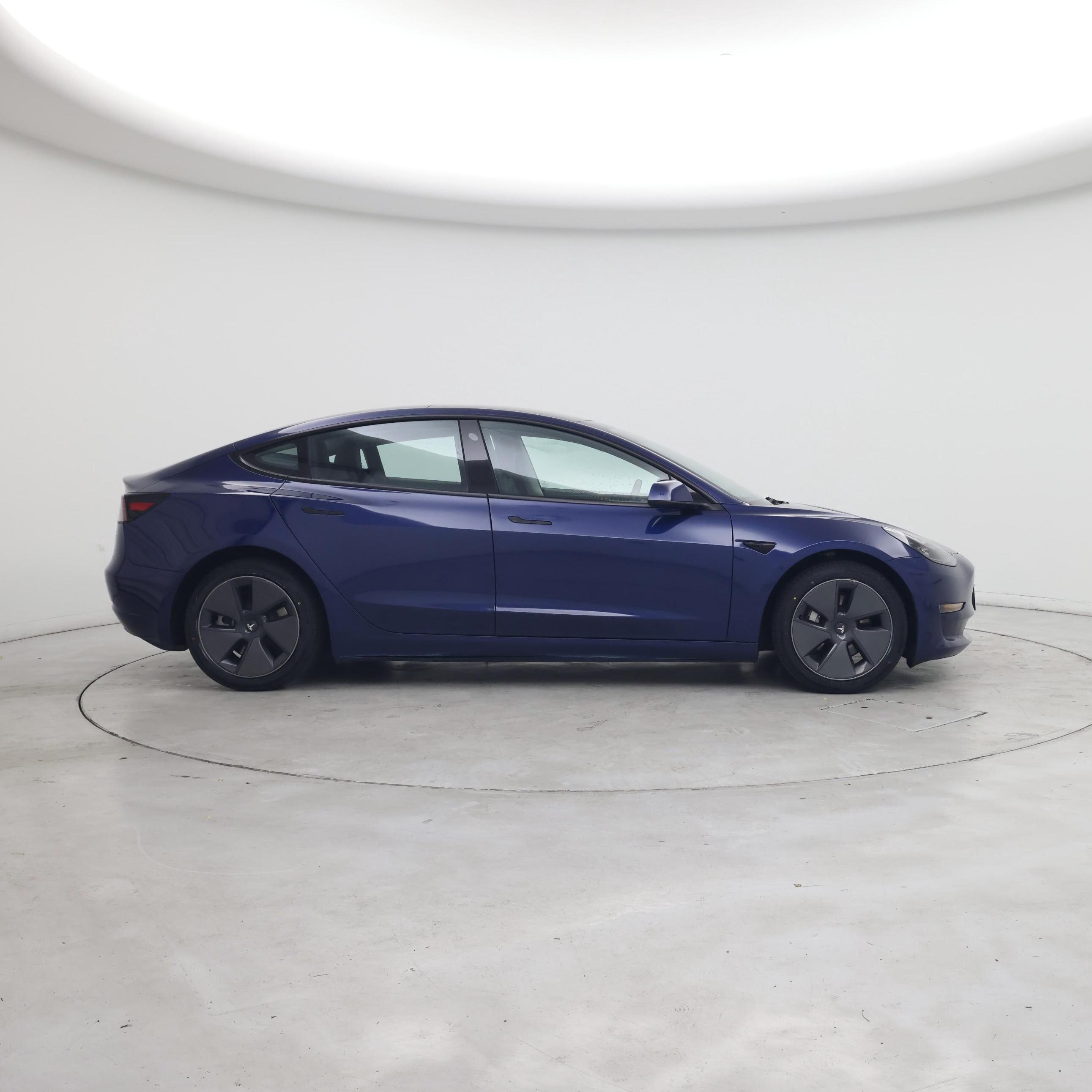 Thumbnail: 2022 Tesla Model 3 - 7