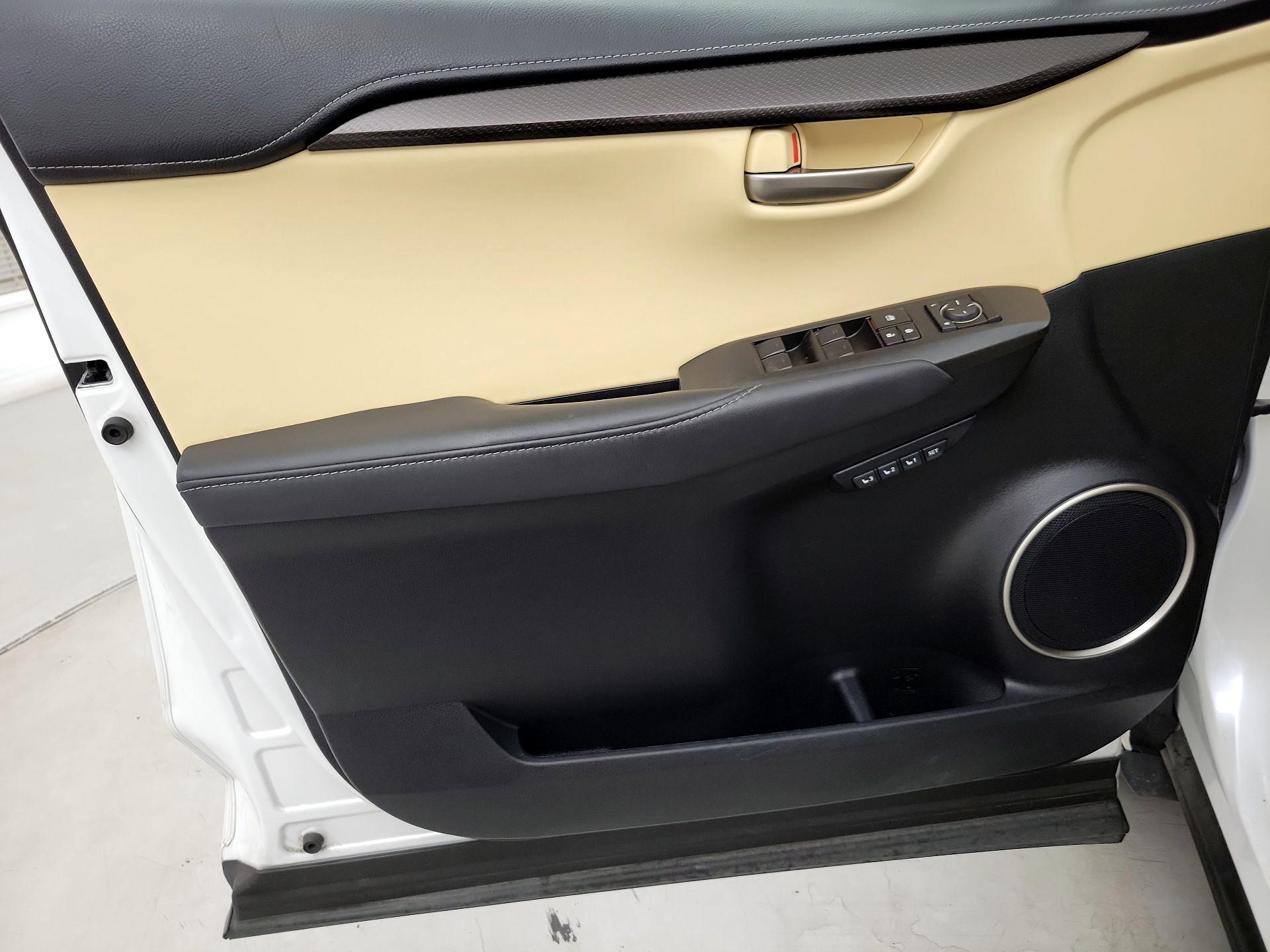 Thumbnail: 2016 Lexus NX - 12
