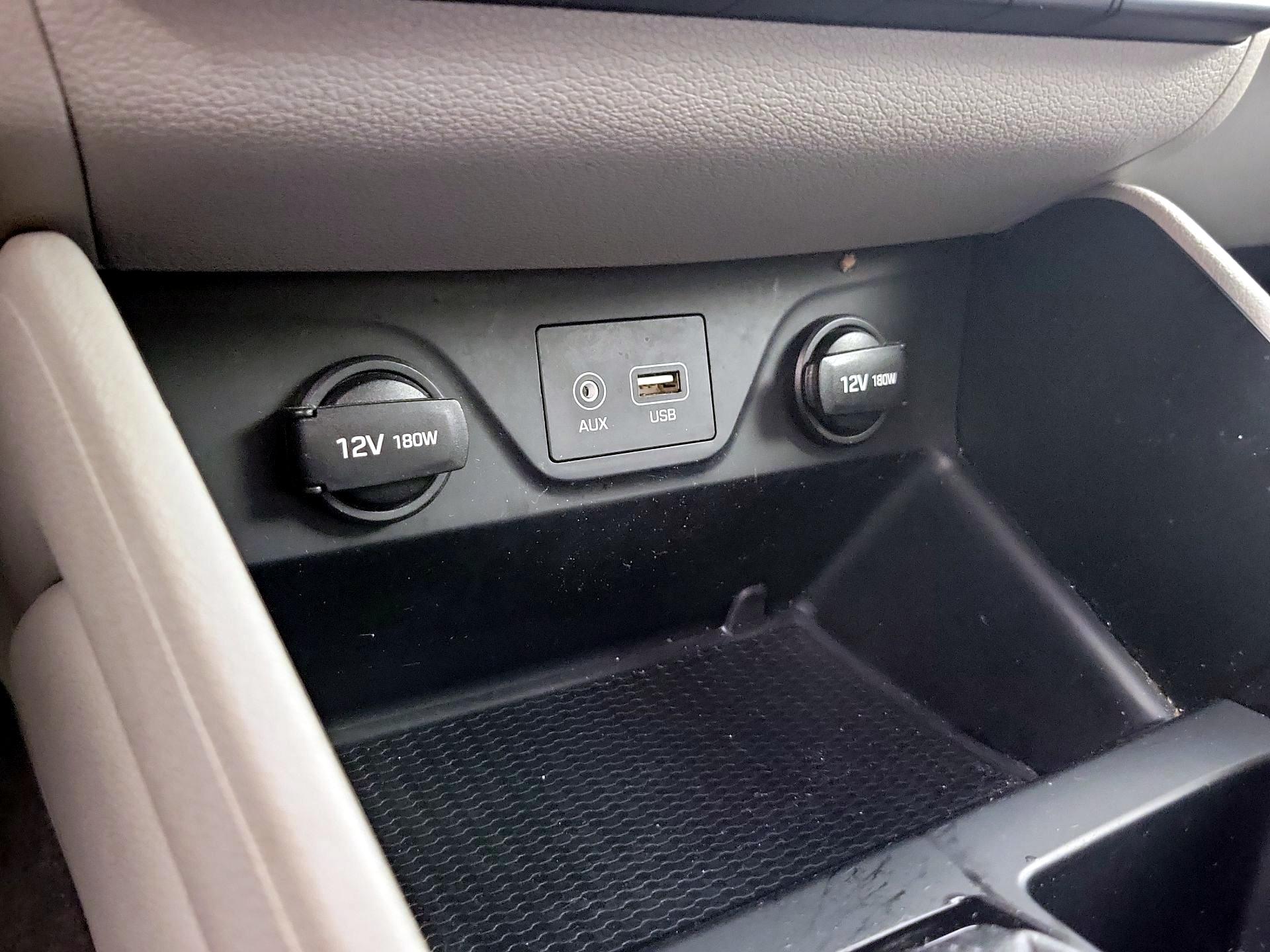 Thumbnail: 2019 Hyundai Tucson - 18