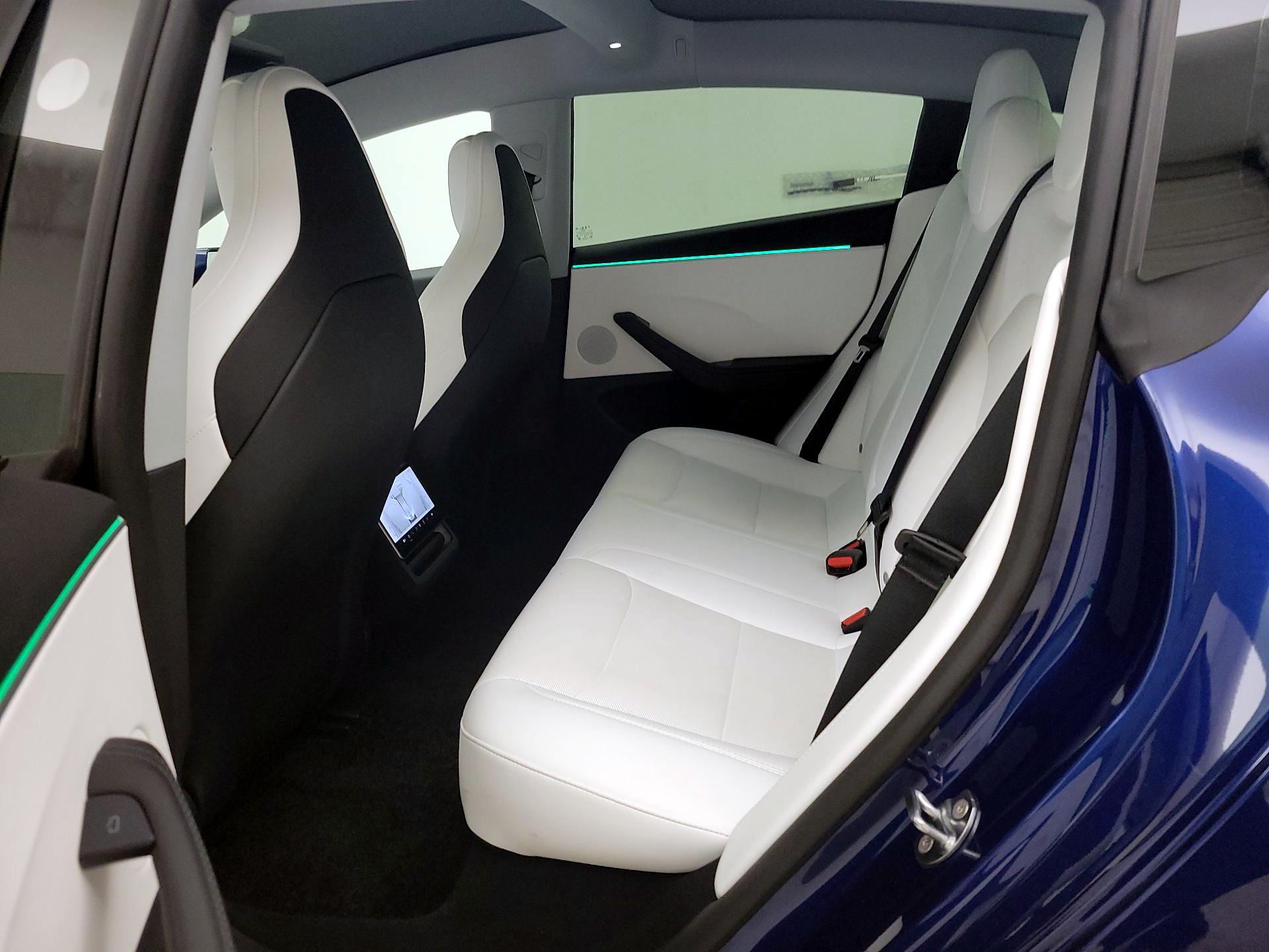 Thumbnail: 2025 Tesla Model 3 - 18