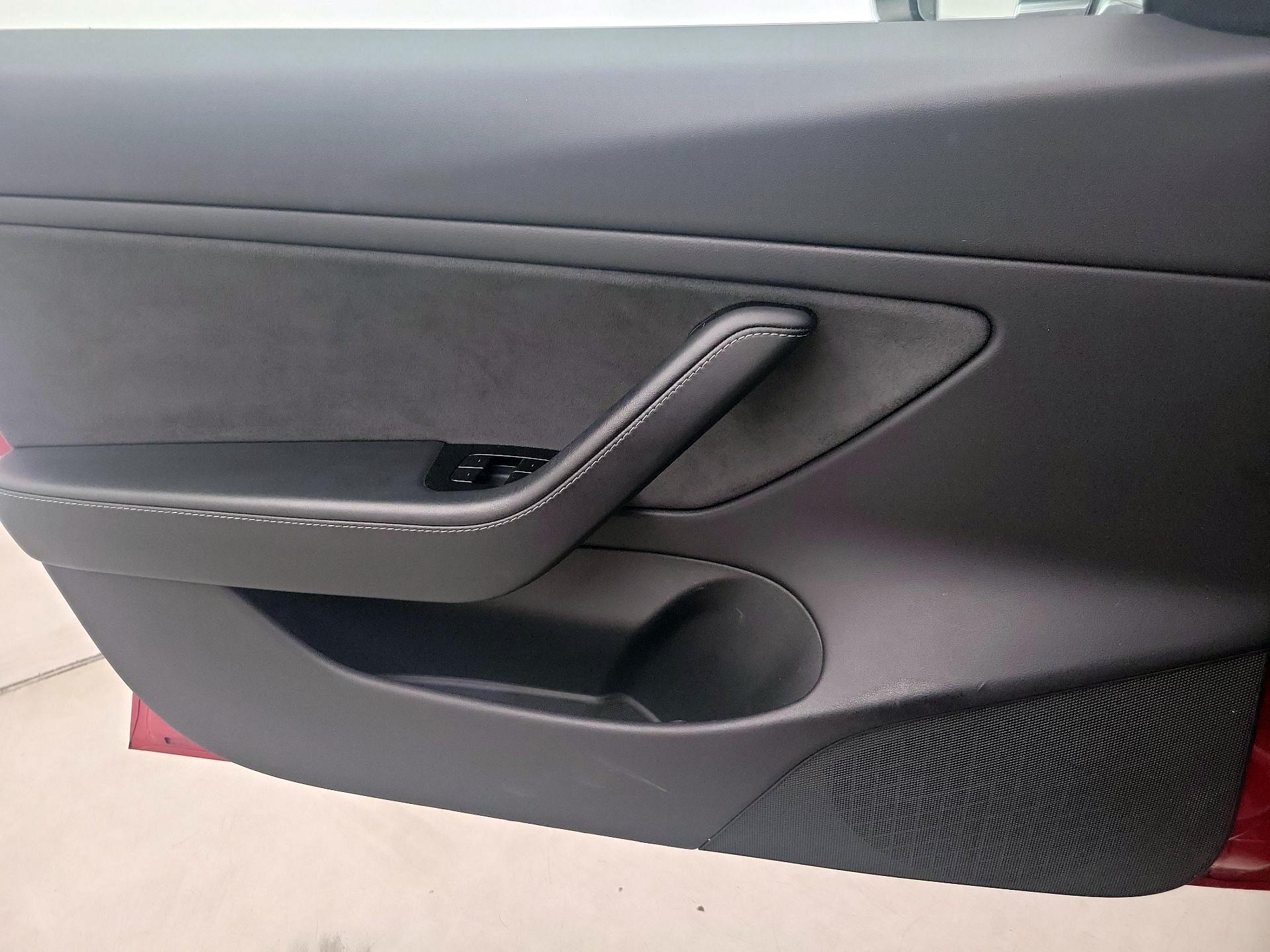Thumbnail: 2019 Tesla Model 3 - 12