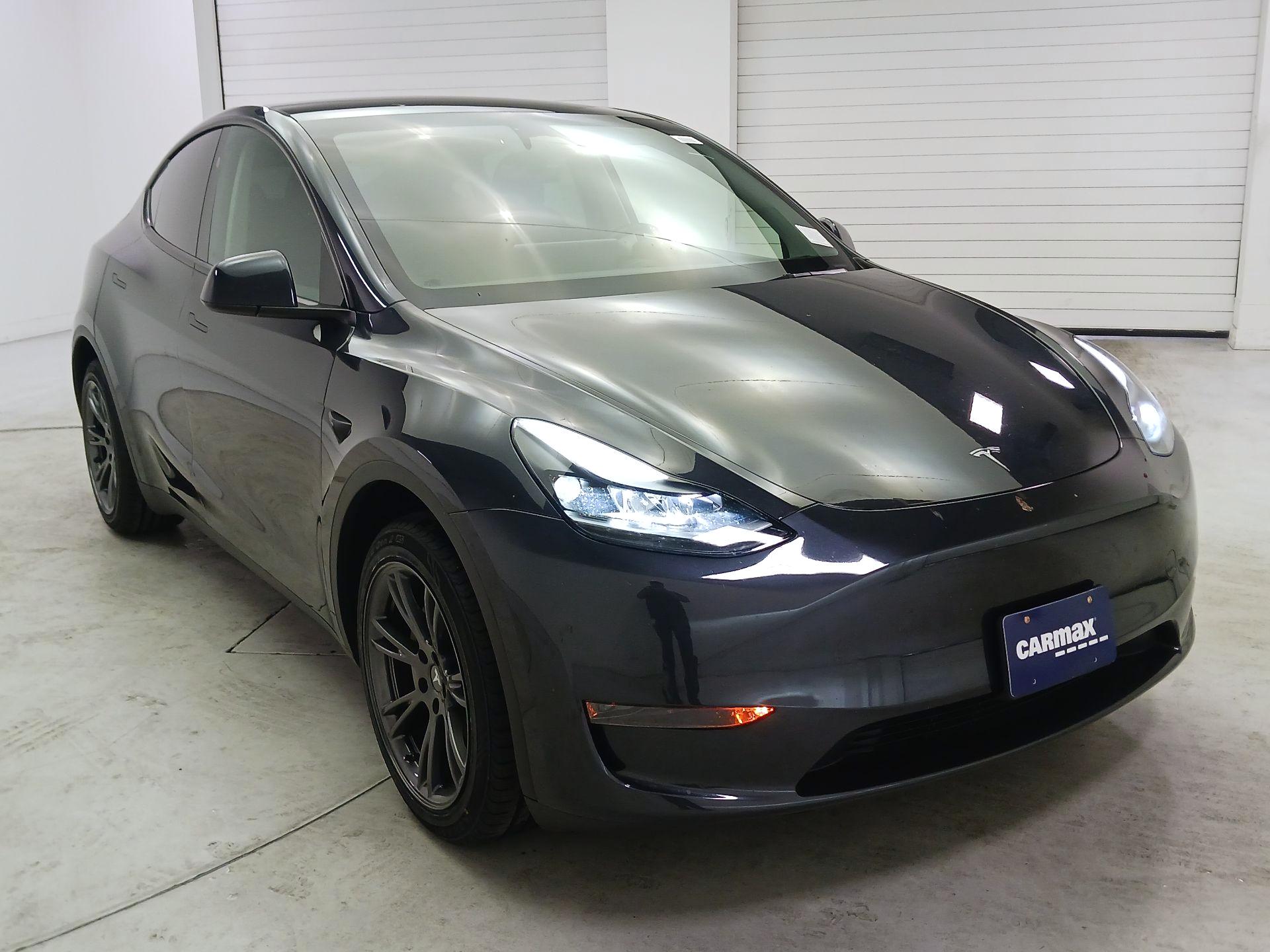 Thumbnail: 2025 Tesla Model Y - 1