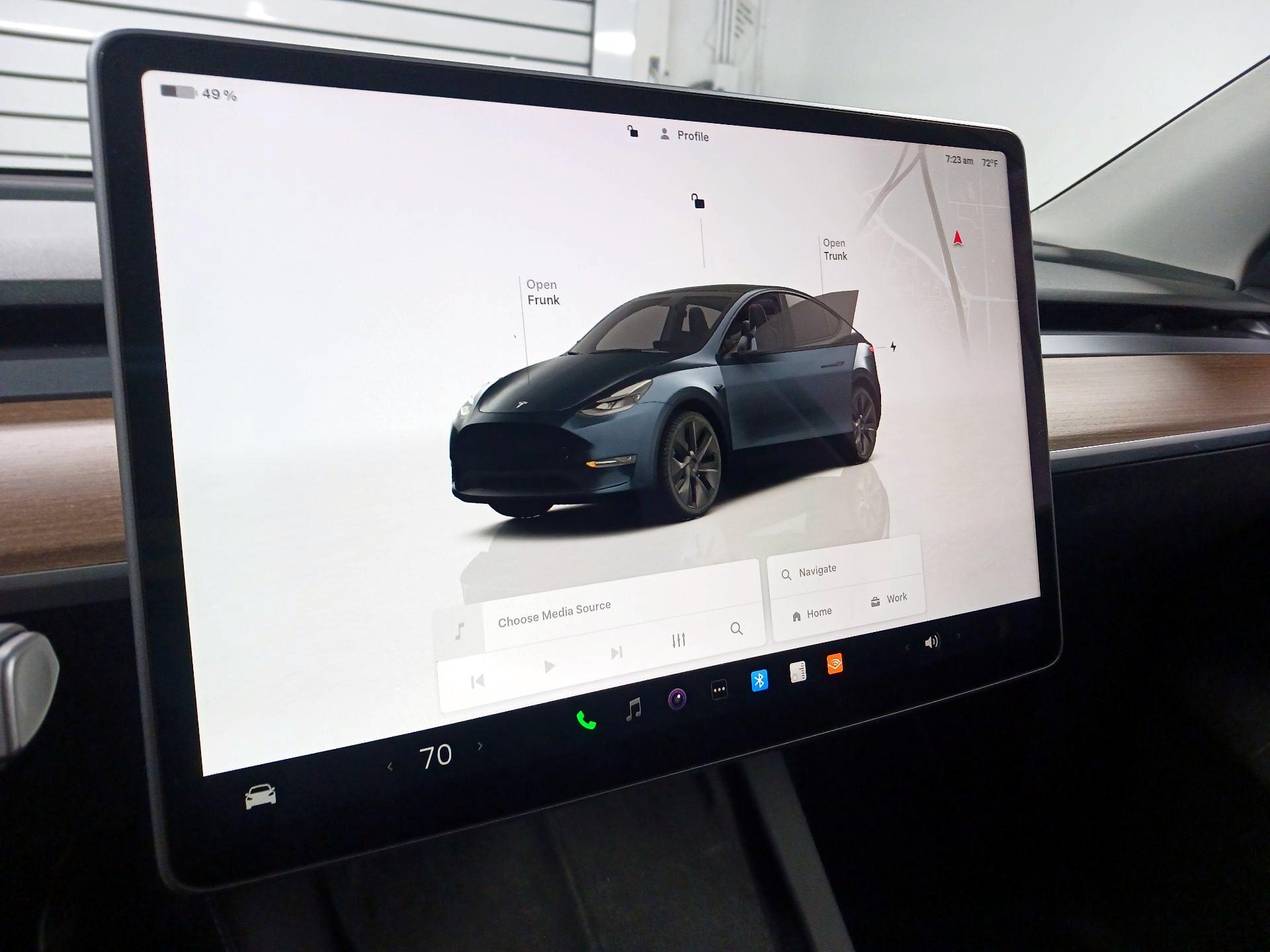 Thumbnail: 2025 Tesla Model Y - 12