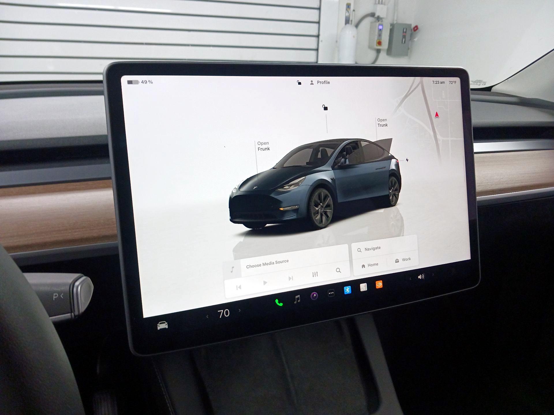 Thumbnail: 2025 Tesla Model Y - 13