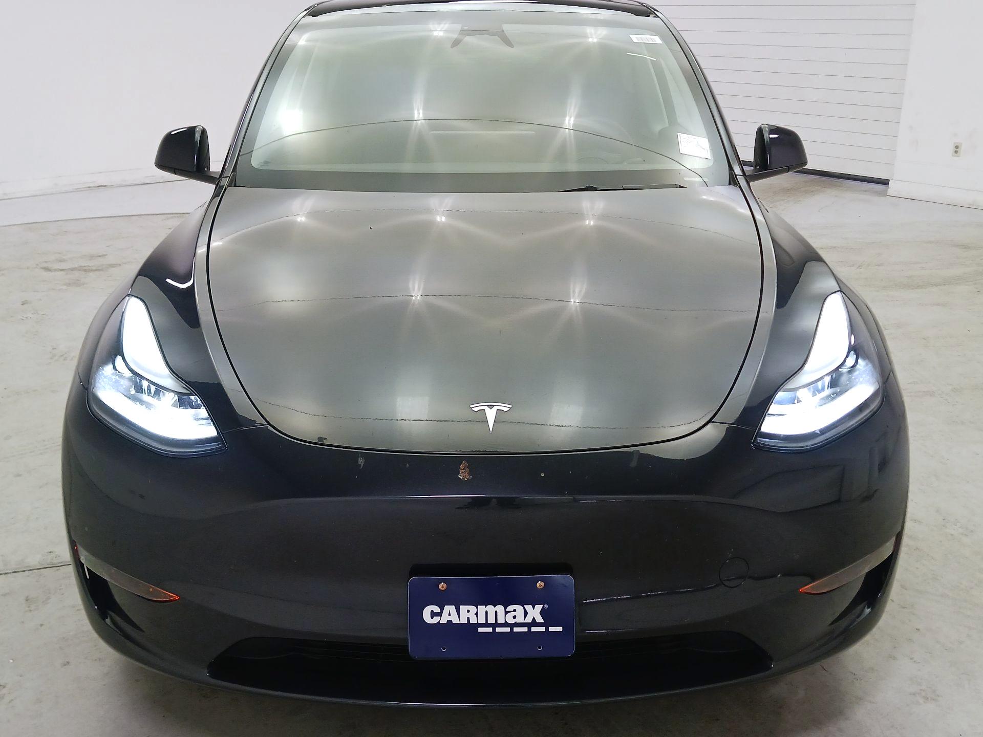 Thumbnail: 2025 Tesla Model Y - 2