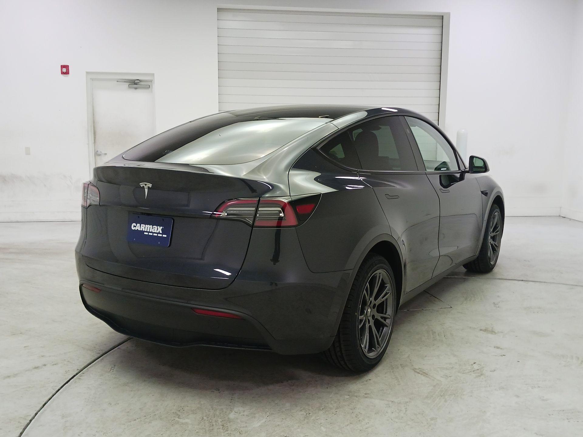 Thumbnail: 2025 Tesla Model Y - 5