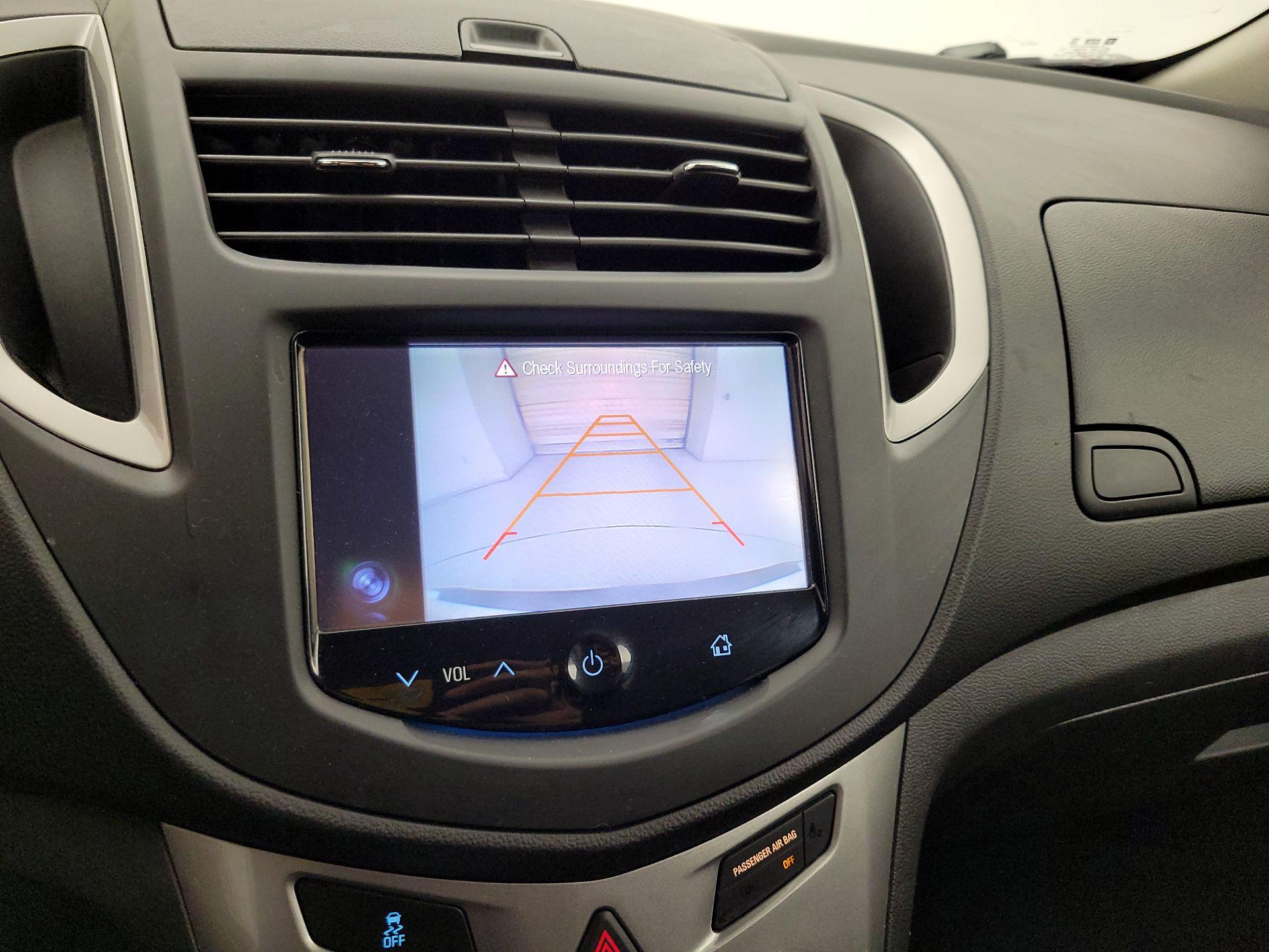 Thumbnail: 2015 Chevrolet Trax - 14