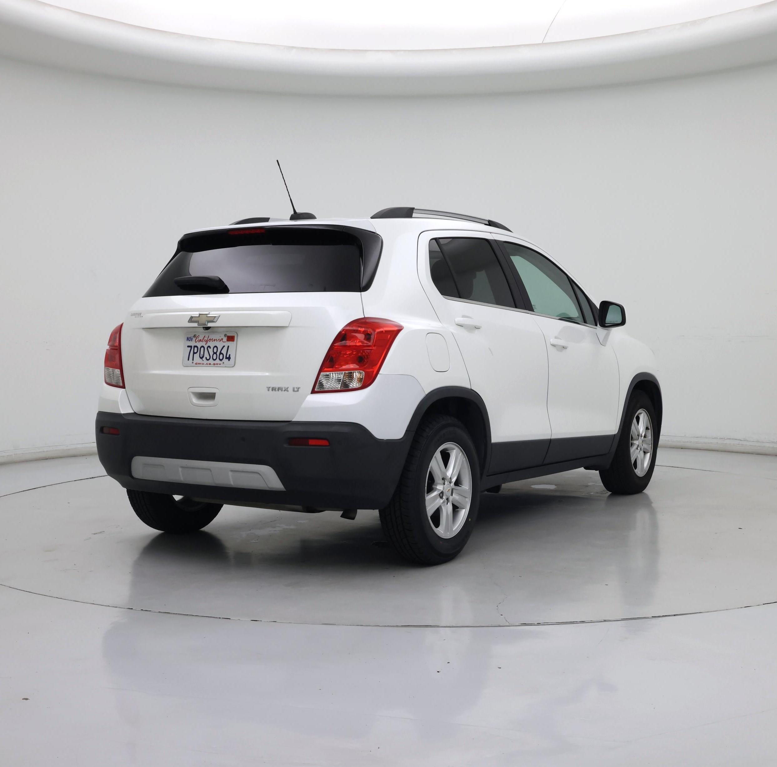 Thumbnail: 2015 Chevrolet Trax - 8