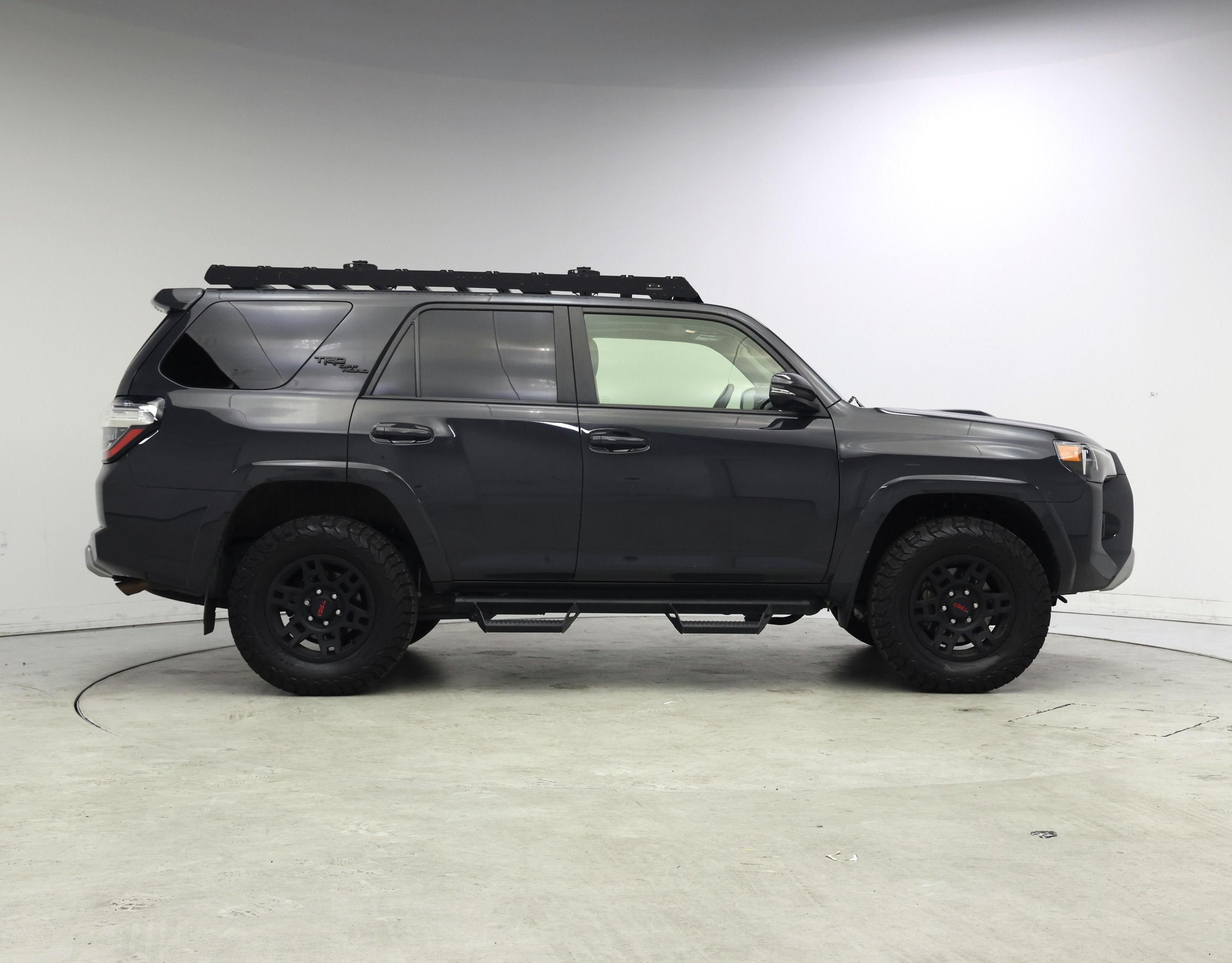 Thumbnail: 2024 Toyota 4Runner - 7