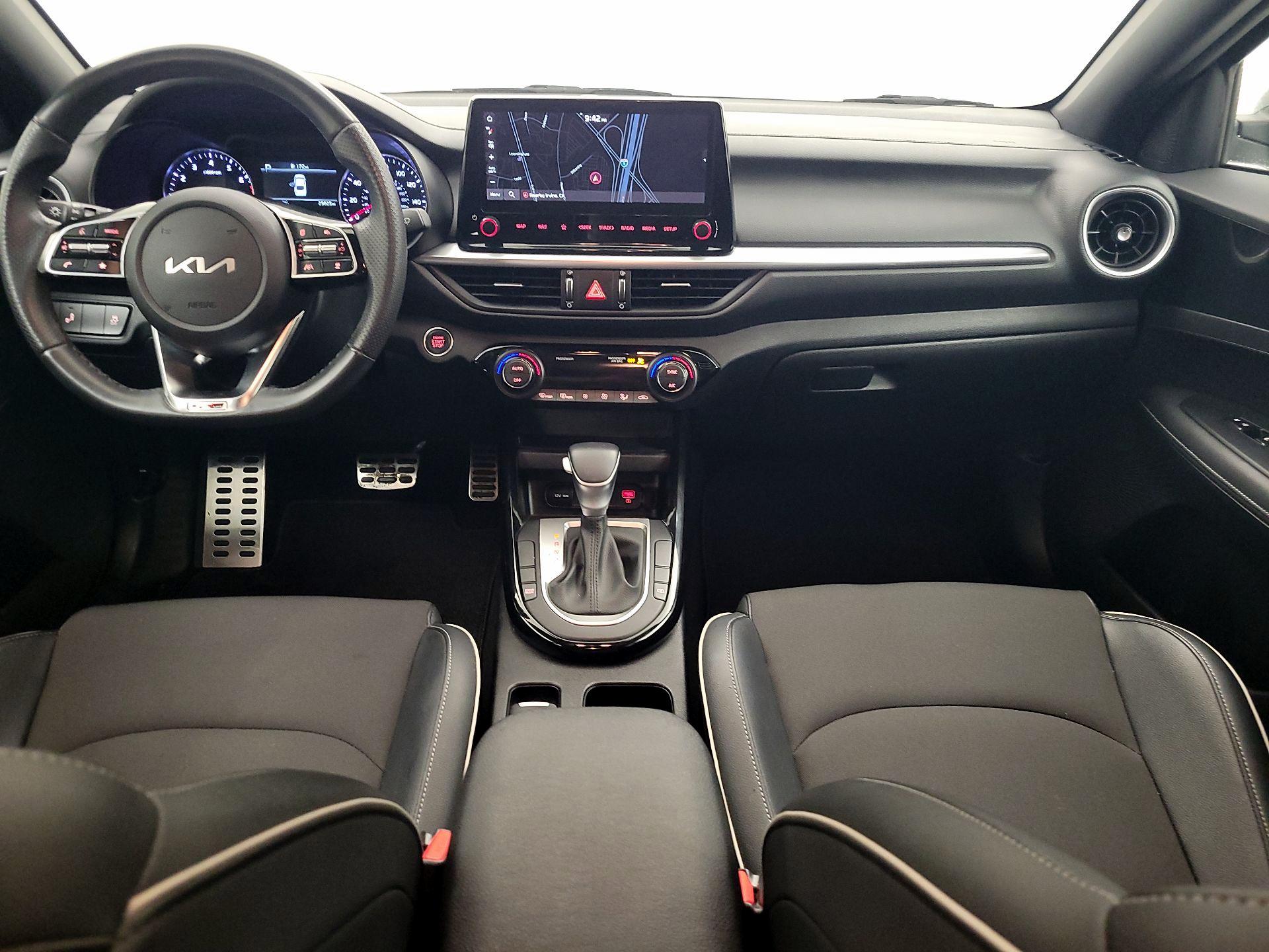 Thumbnail: 2023 Kia Forte - 9