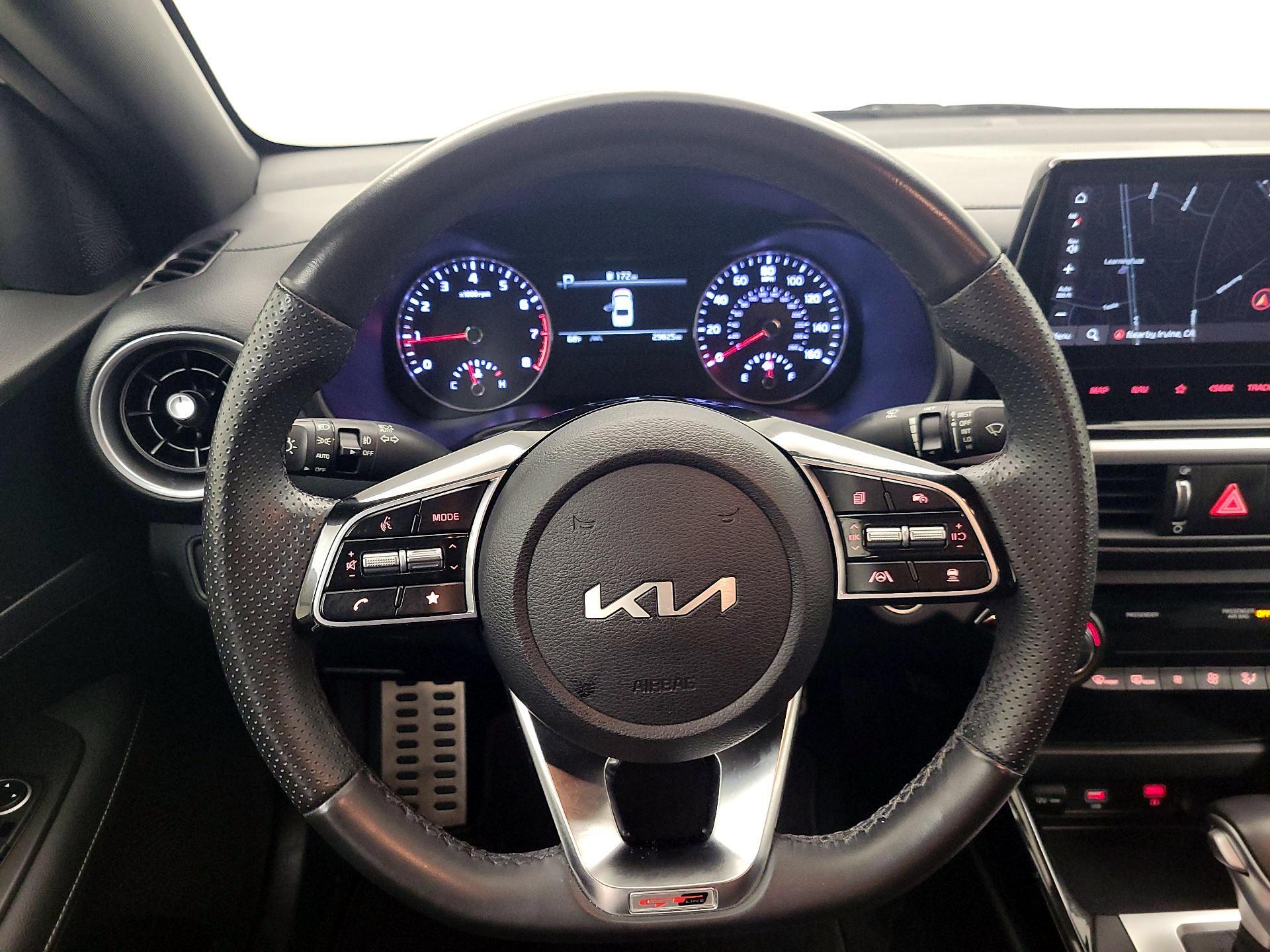 Thumbnail: 2023 Kia Forte - 10