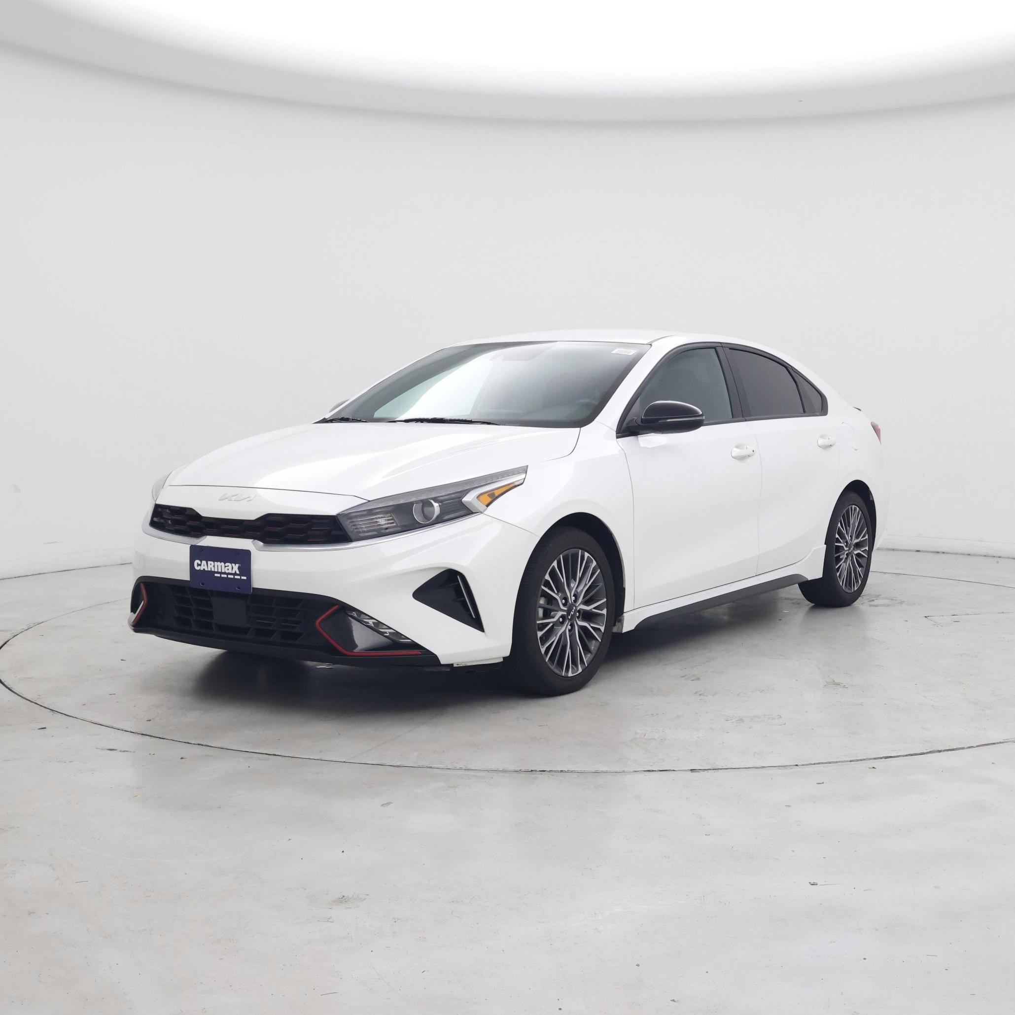 Thumbnail: 2023 Kia Forte - 4