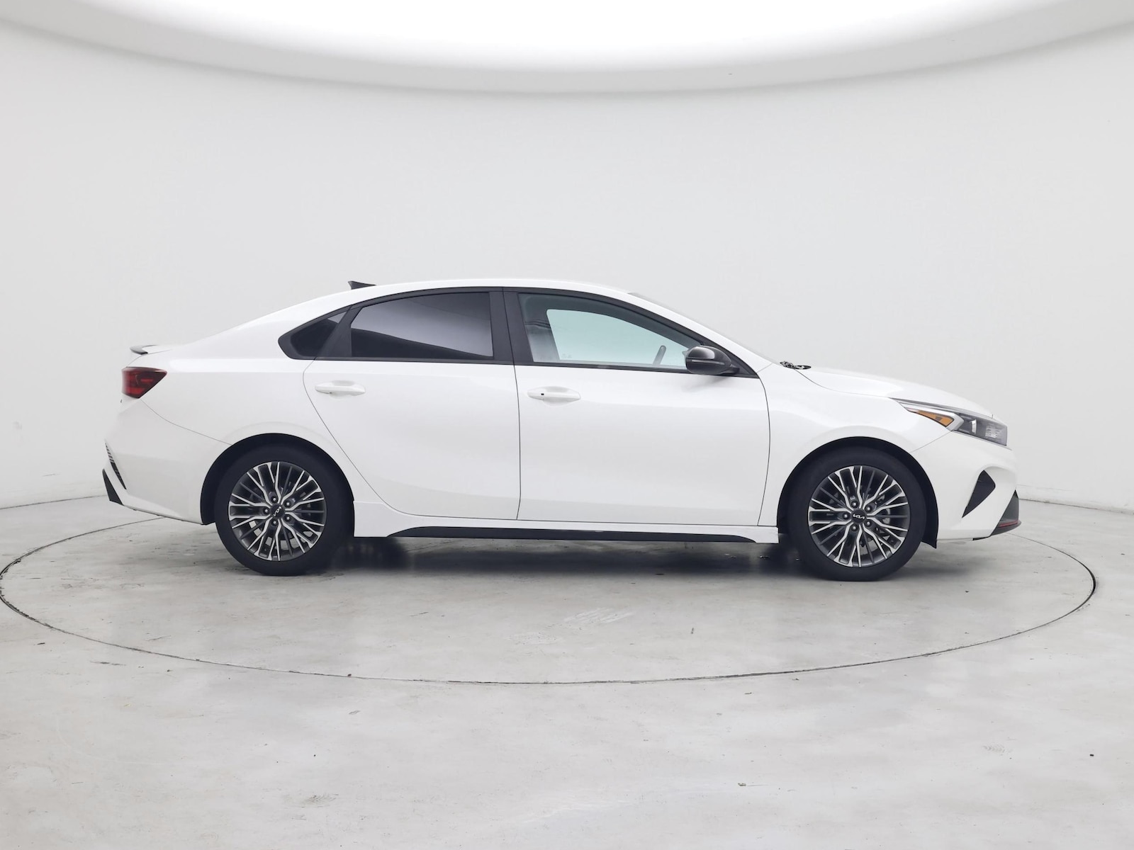 2023 Kia Forte GT-Line - Photo 8
