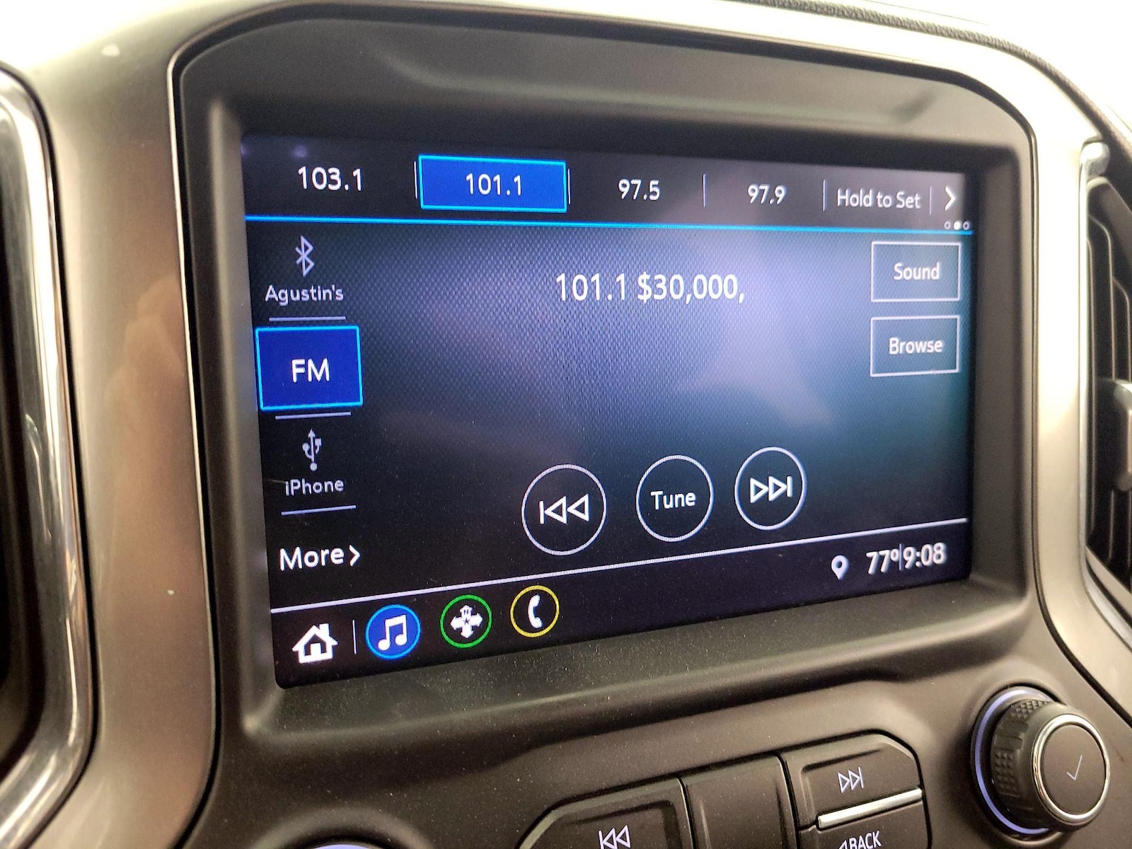2020 Chevrolet Silverado 1500 RST - Photo 16