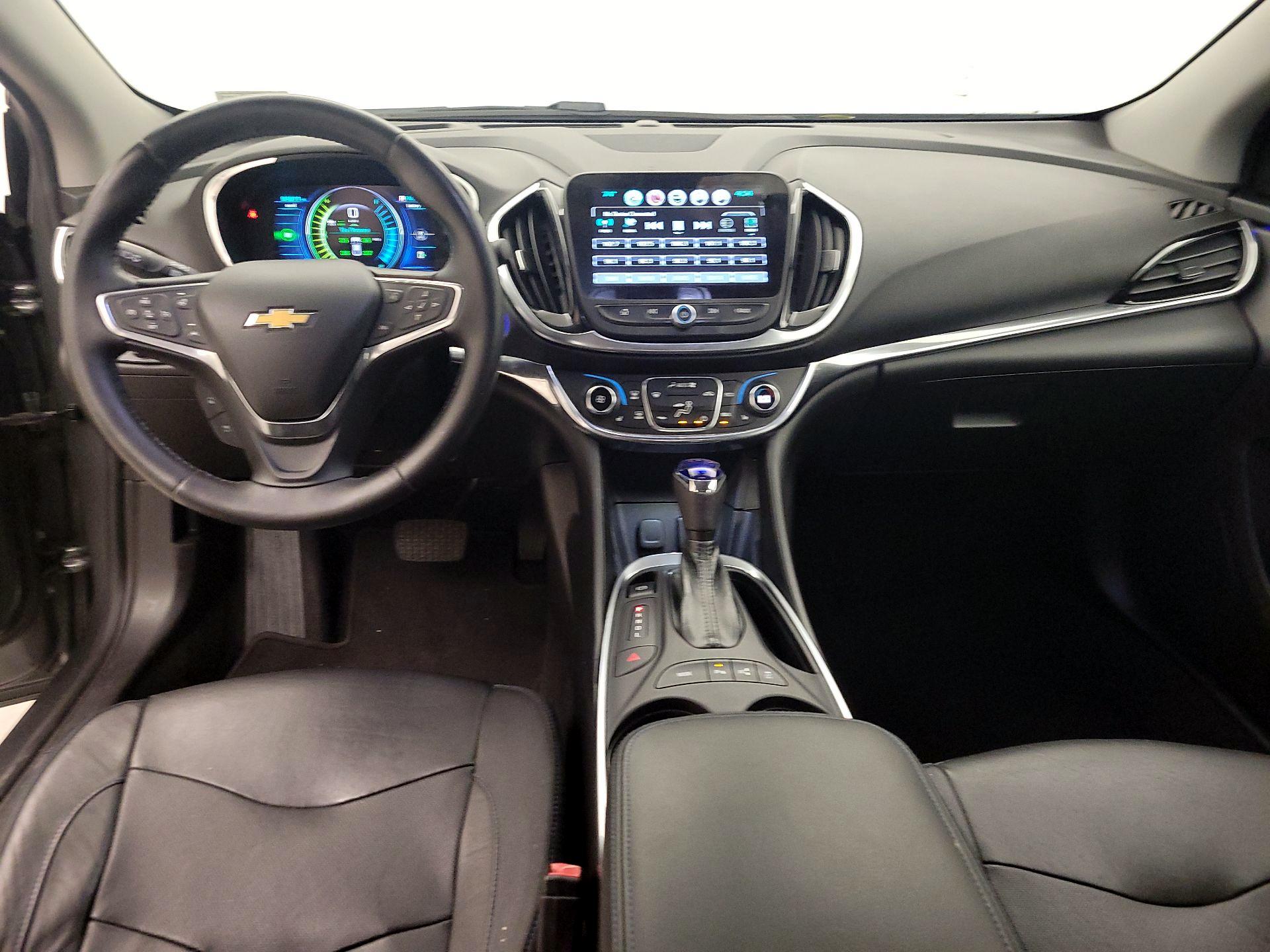 Thumbnail: 2017 Chevrolet Volt - 9