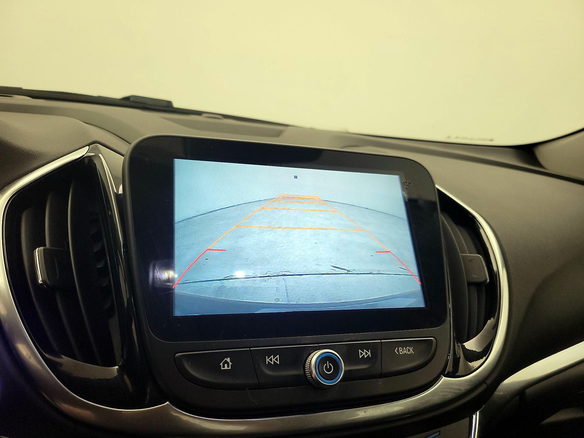 Thumbnail: 2017 Chevrolet Volt - 14
