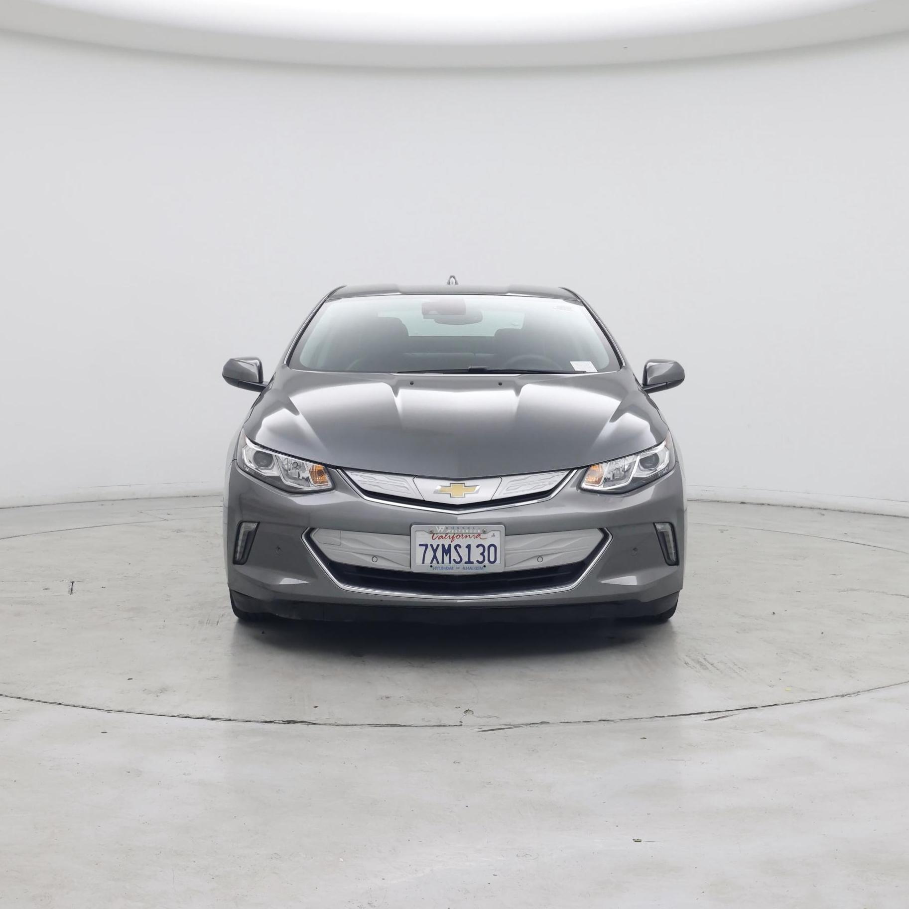 Thumbnail: 2017 Chevrolet Volt - 5