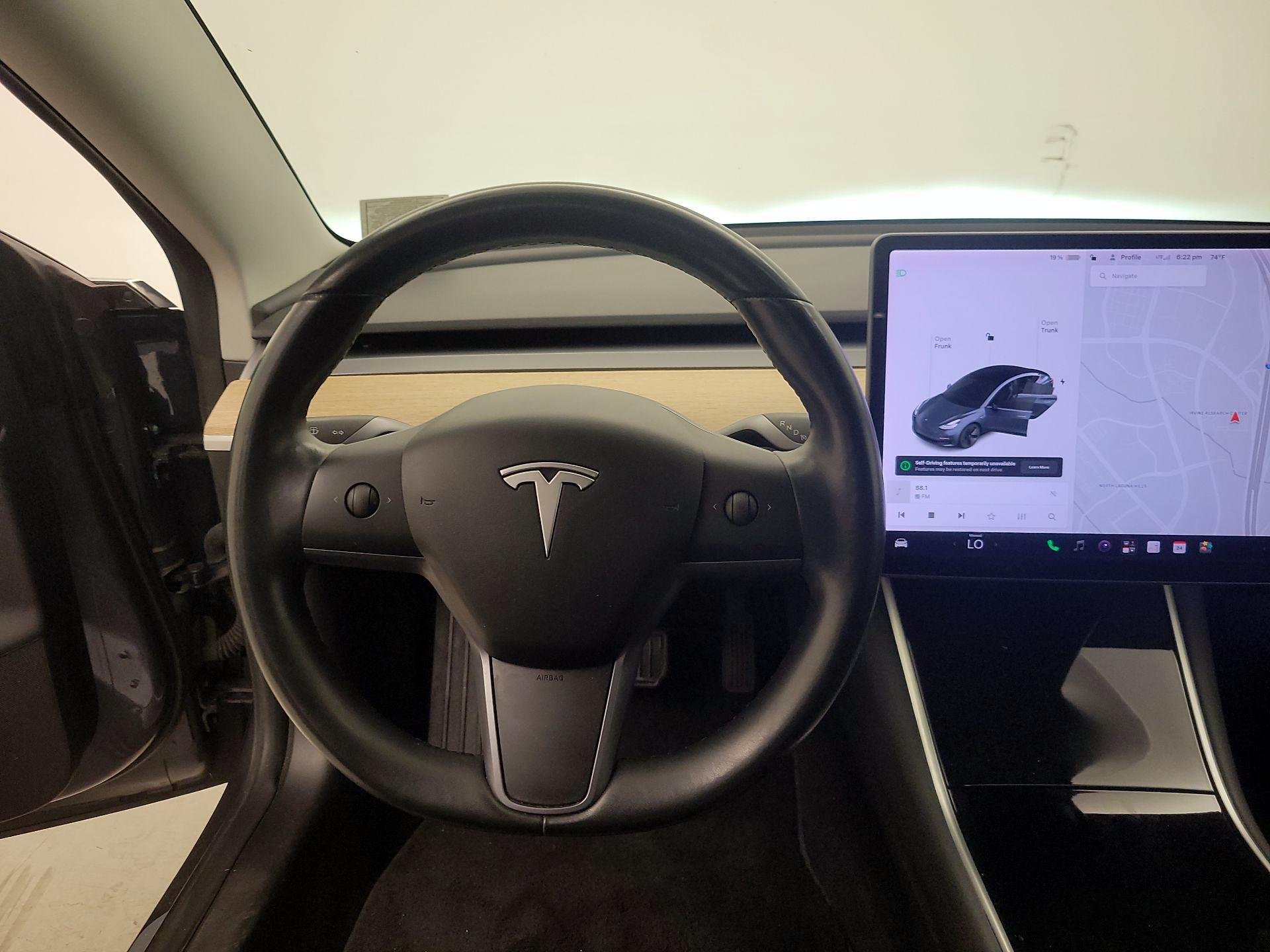 Thumbnail: 2019 Tesla Model 3 - 10