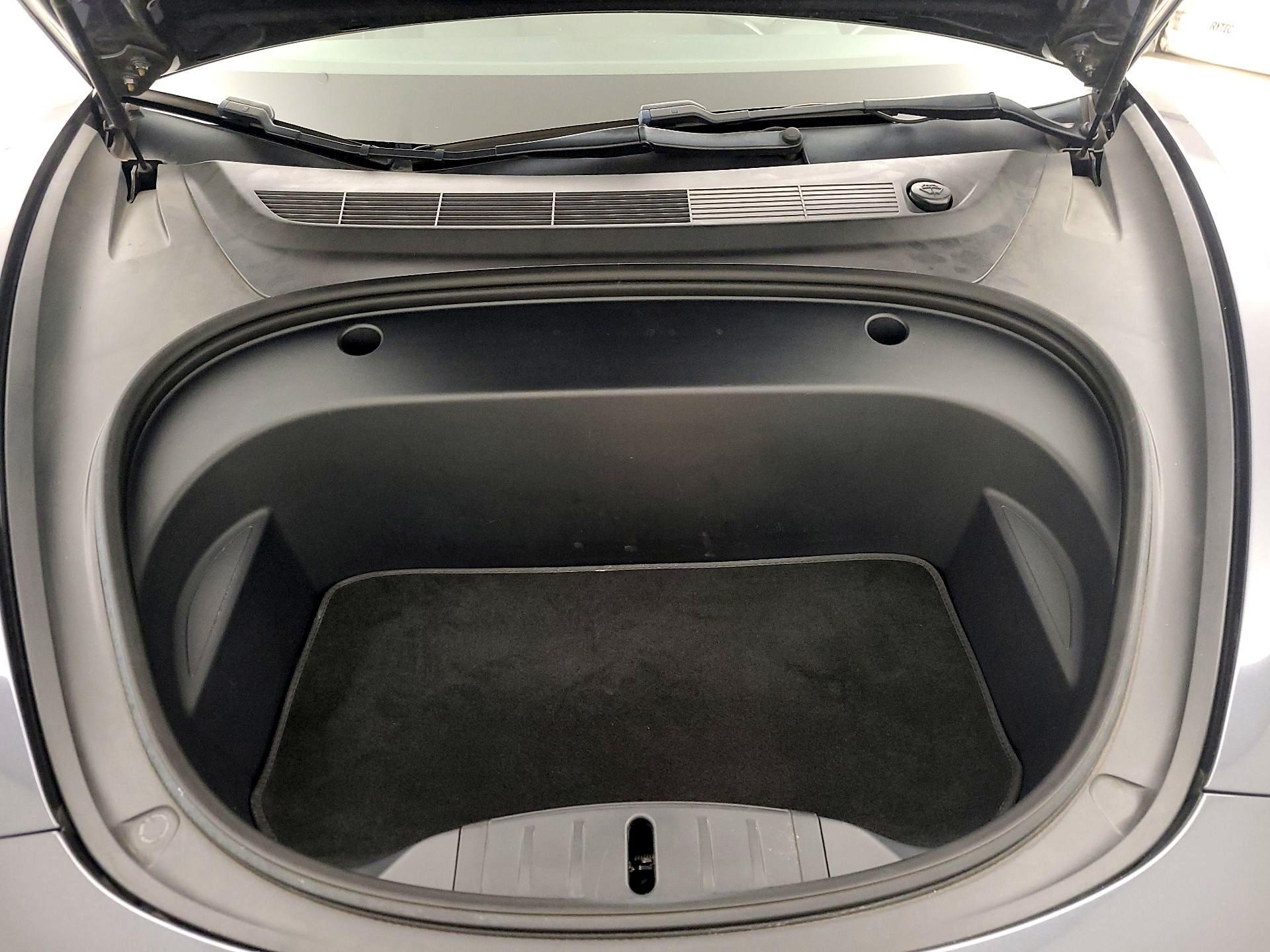 Thumbnail: 2019 Tesla Model 3 - 19