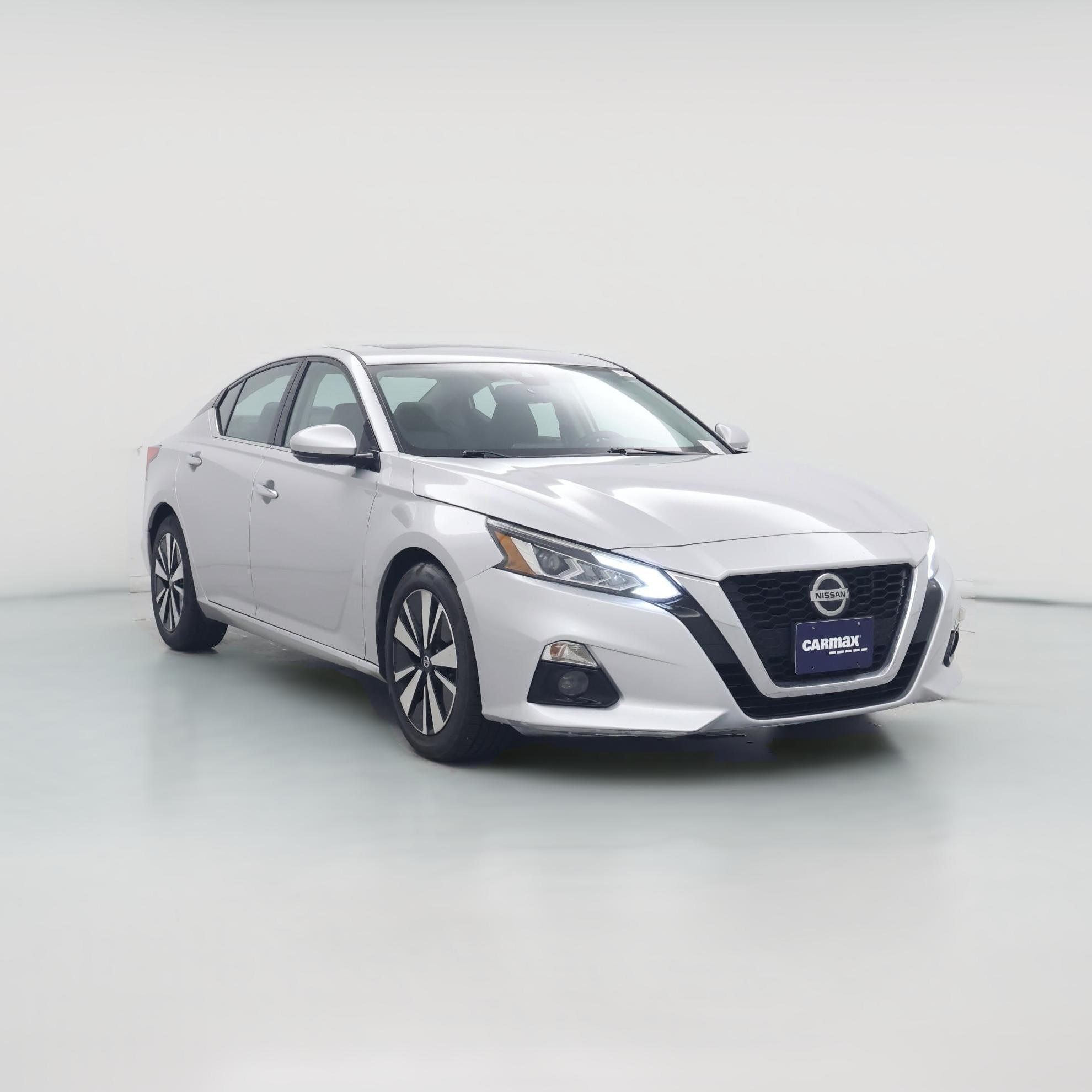 Thumbnail: 2020 Nissan Altima - 1