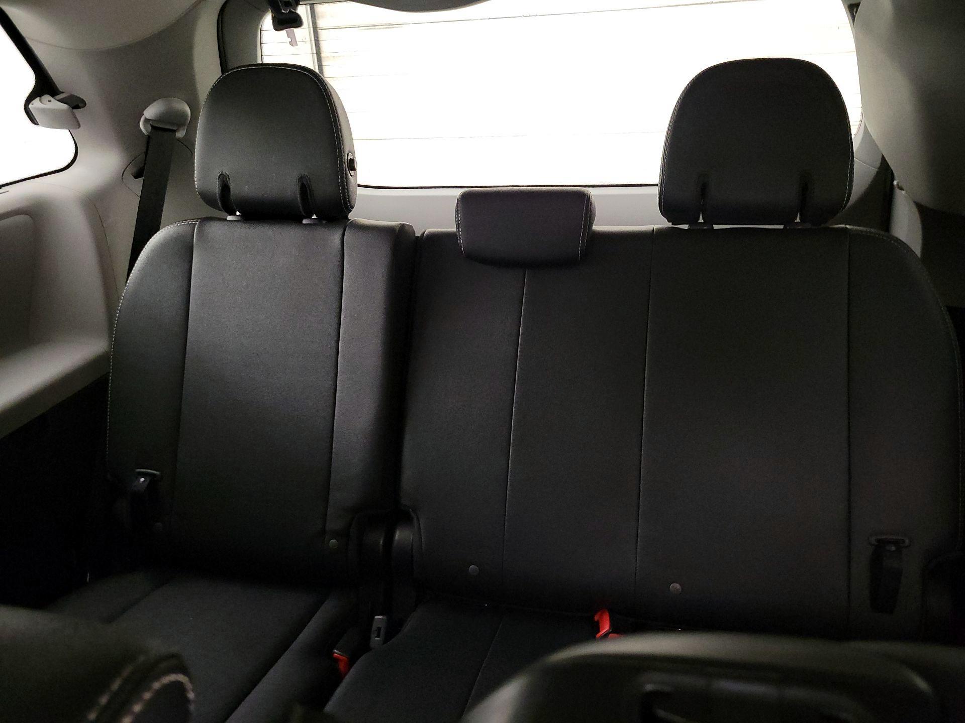 Thumbnail: 2017 Toyota Sienna - 20