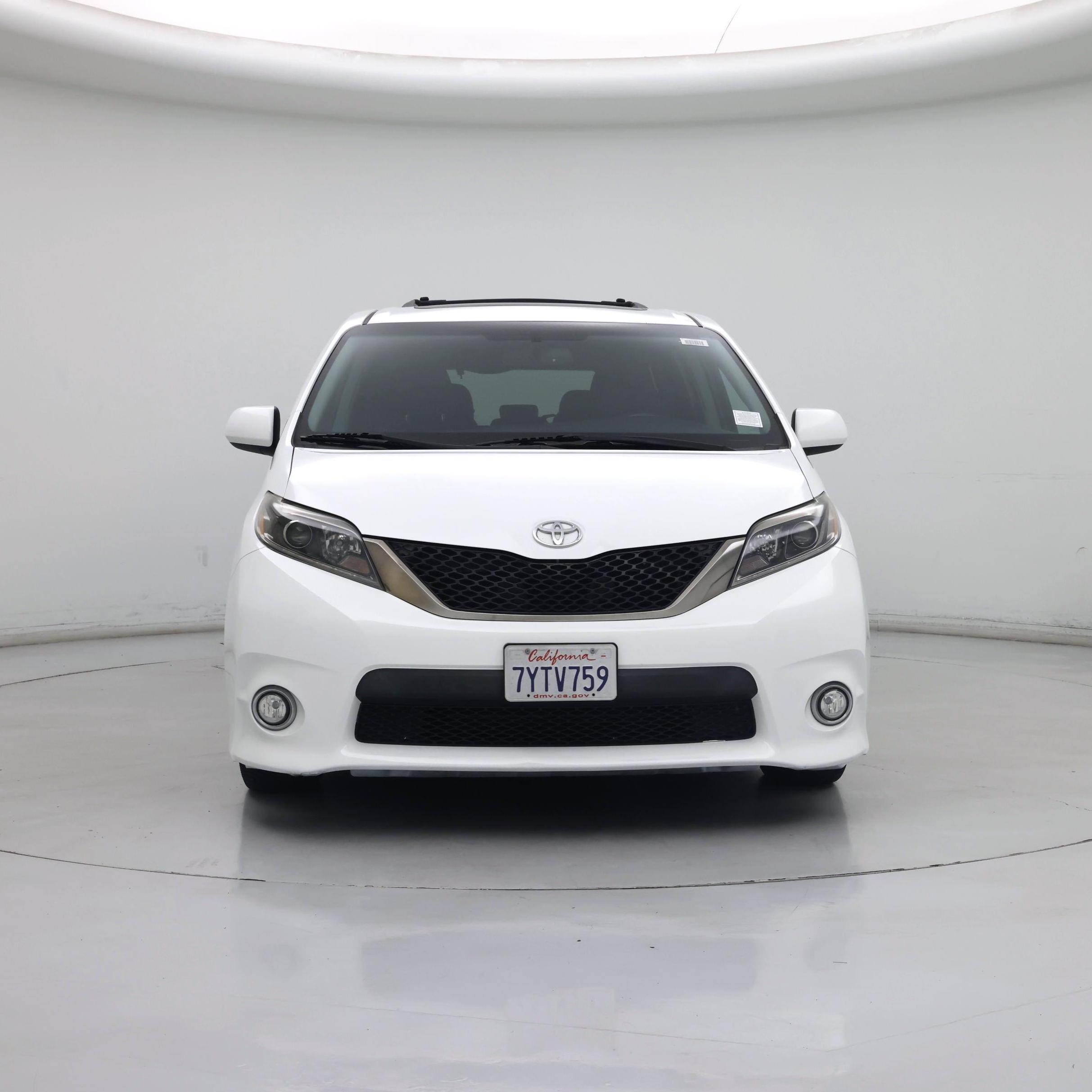Thumbnail: 2017 Toyota Sienna - 5
