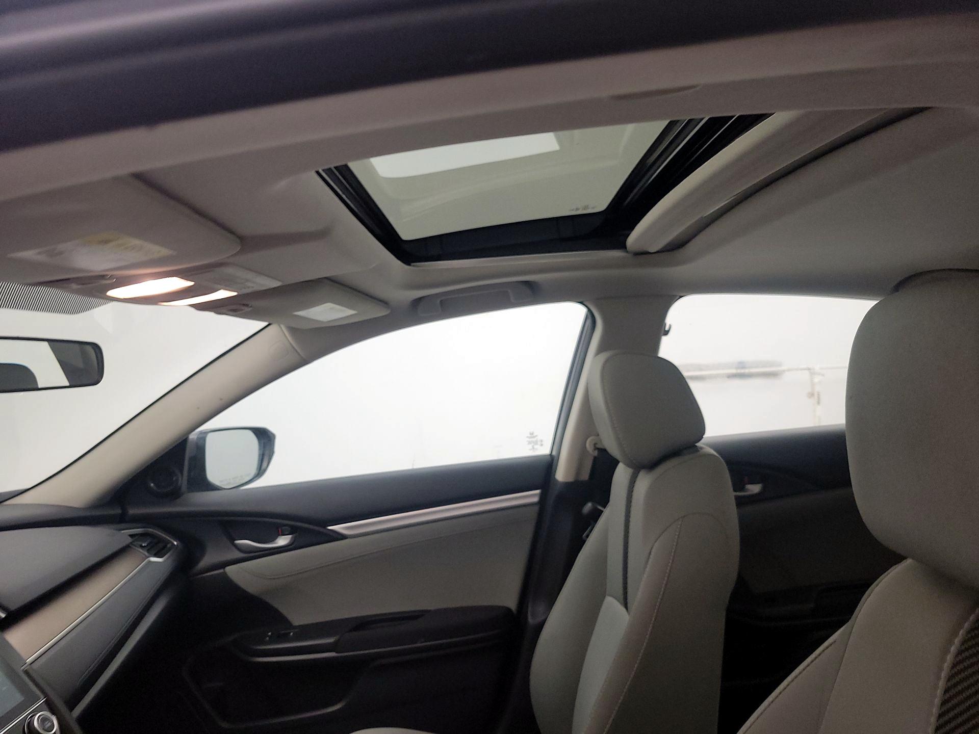 Thumbnail: 2016 Honda Civic - 19