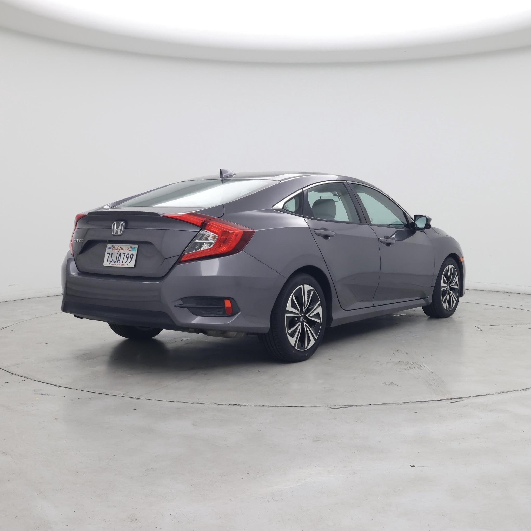 Thumbnail: 2016 Honda Civic - 8