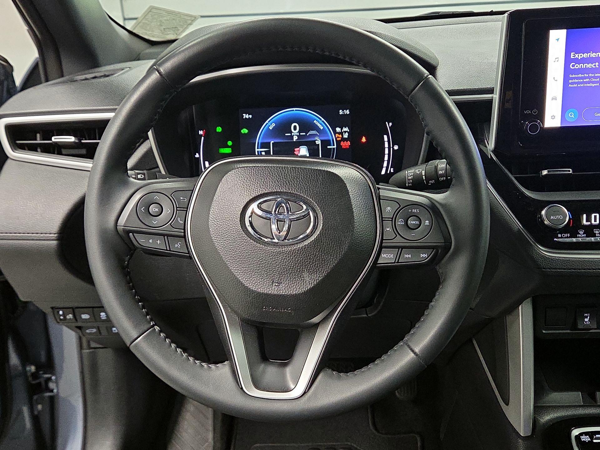 Thumbnail: 2025 Toyota Corolla Cross - 10