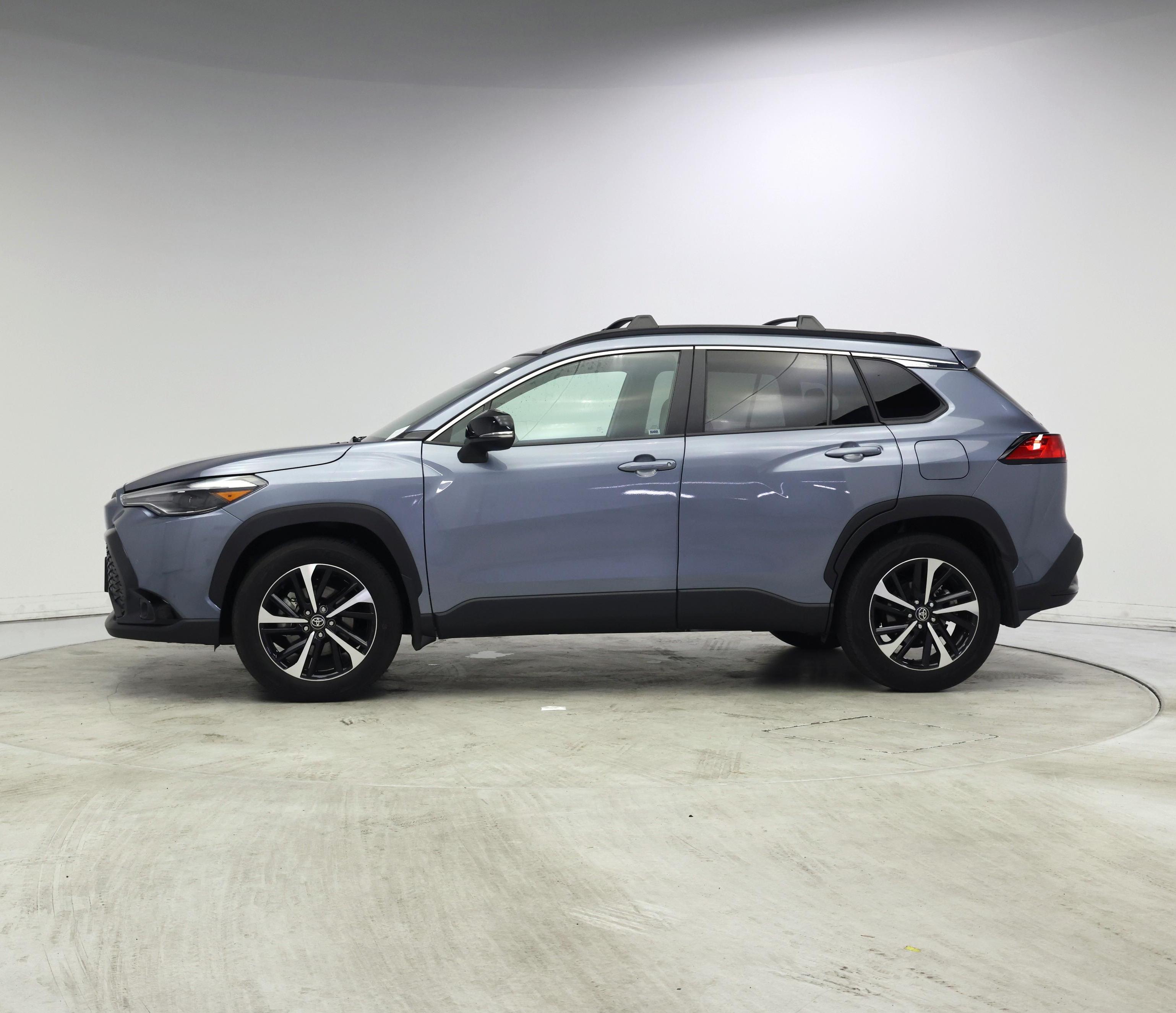 Thumbnail: 2025 Toyota Corolla Cross - 3