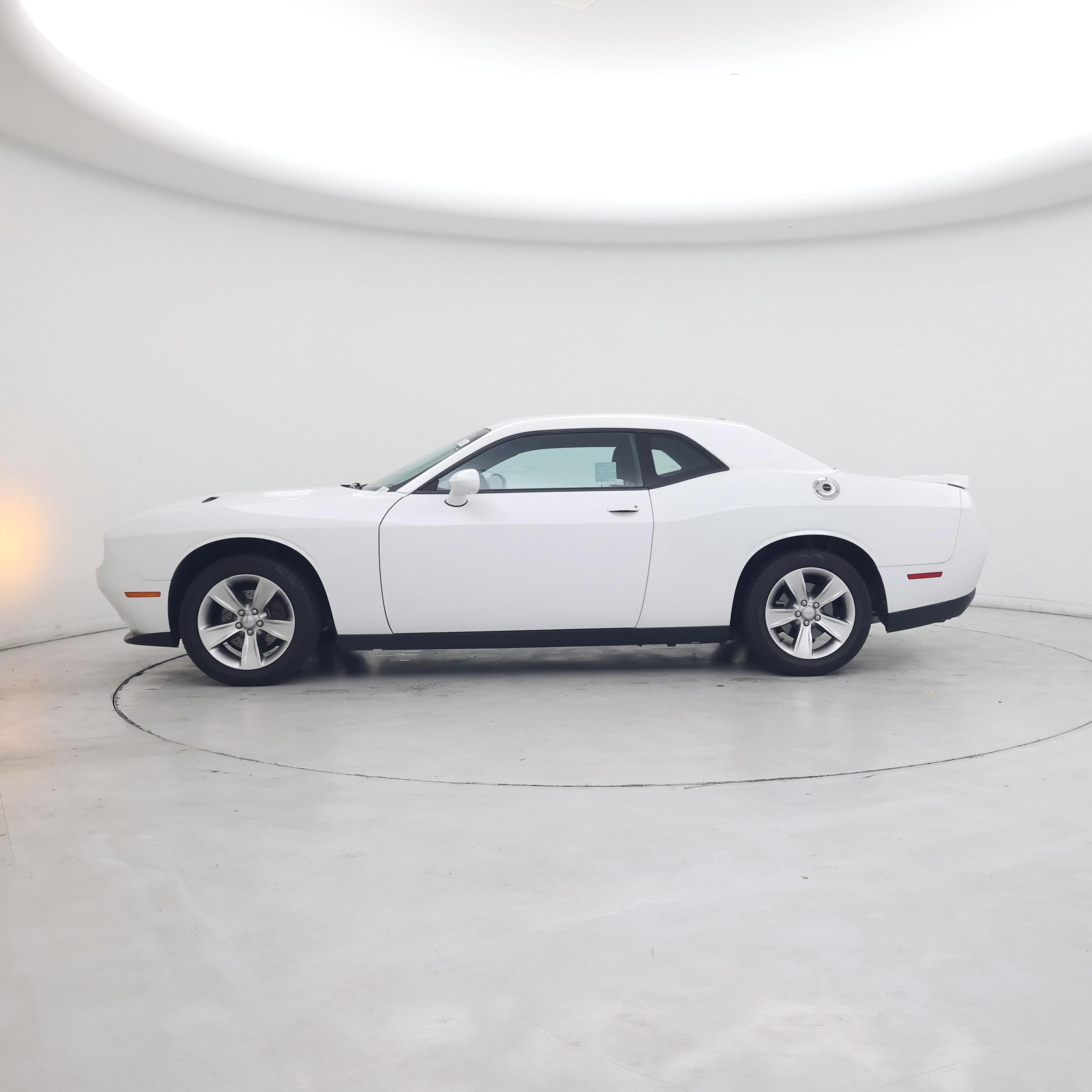 Thumbnail: 2020 Dodge Challenger - 3