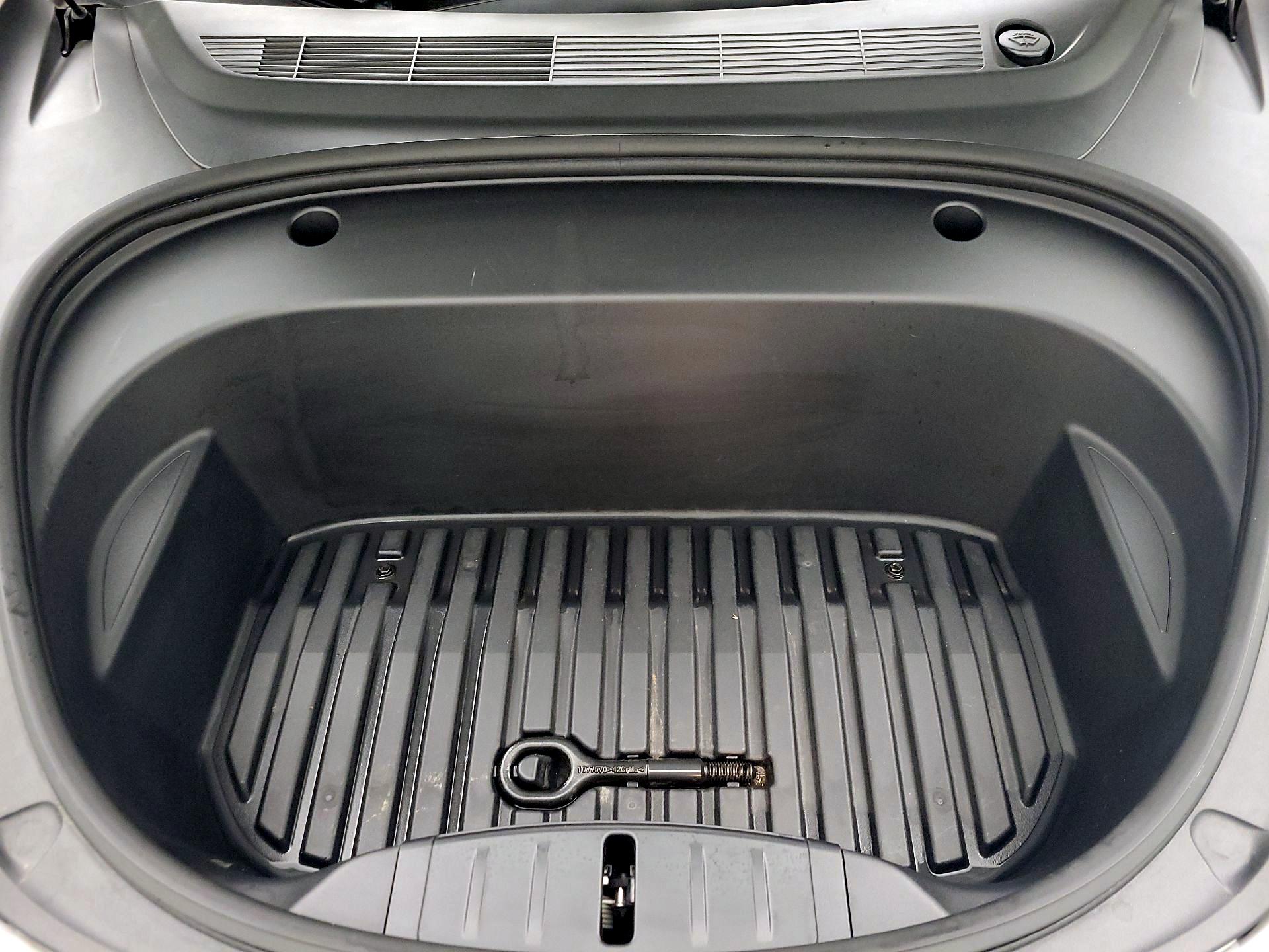 Thumbnail: 2022 Tesla Model 3 - 20