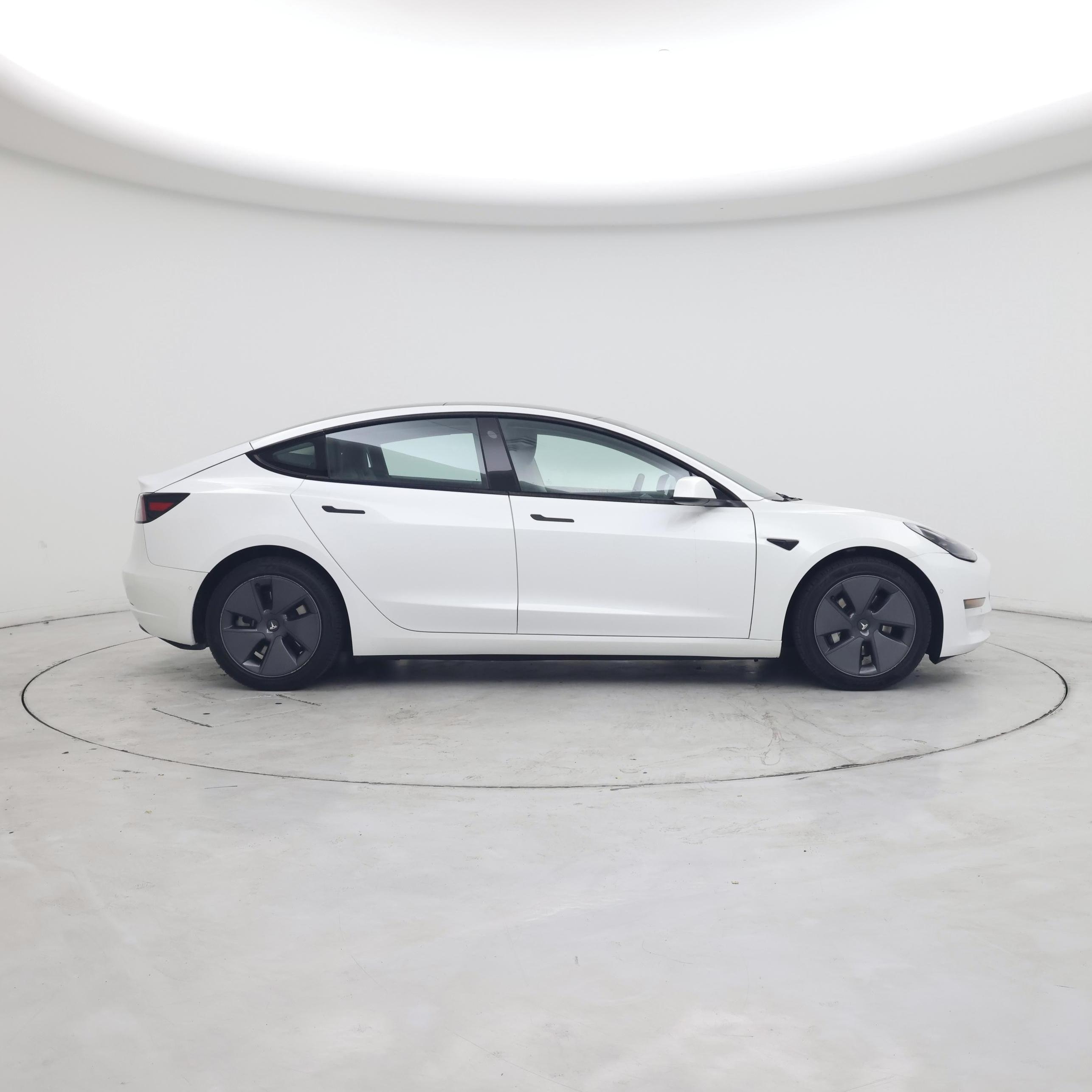 Thumbnail: 2022 Tesla Model 3 - 7