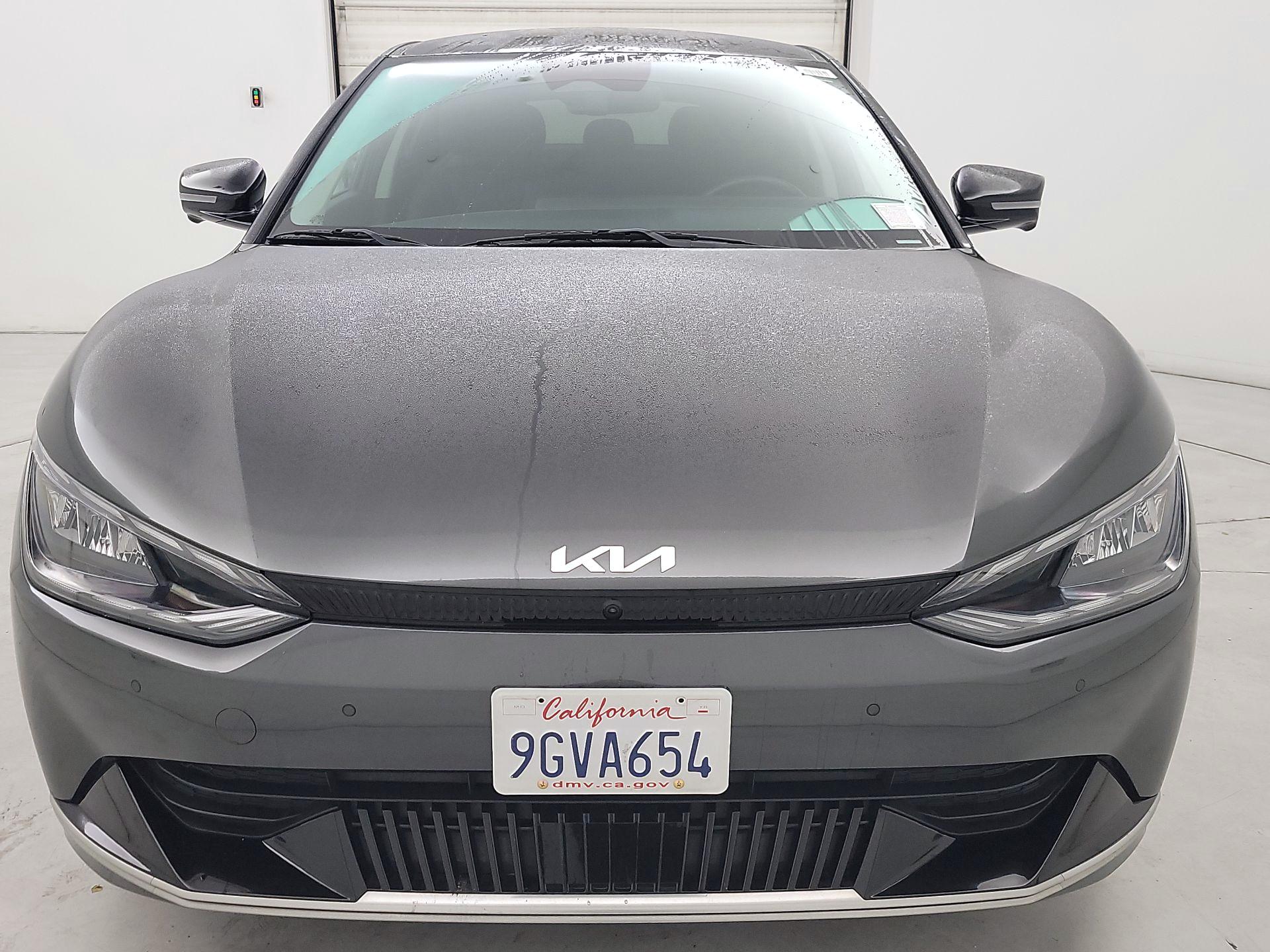 Thumbnail: 2022 Kia EV6 - 2