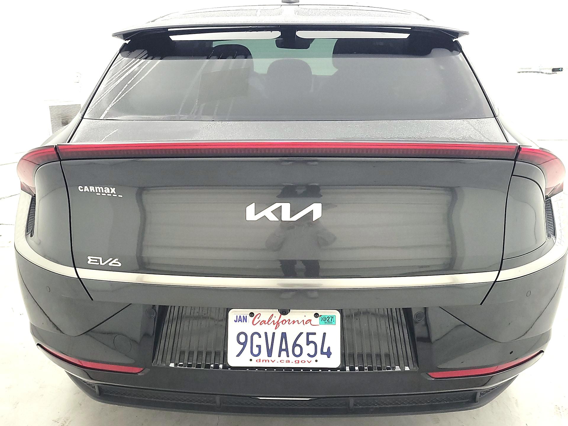 Thumbnail: 2022 Kia EV6 - 6