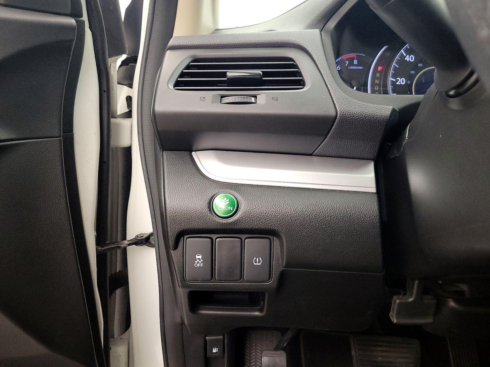 2015 Honda CR-V LX - Photo 14